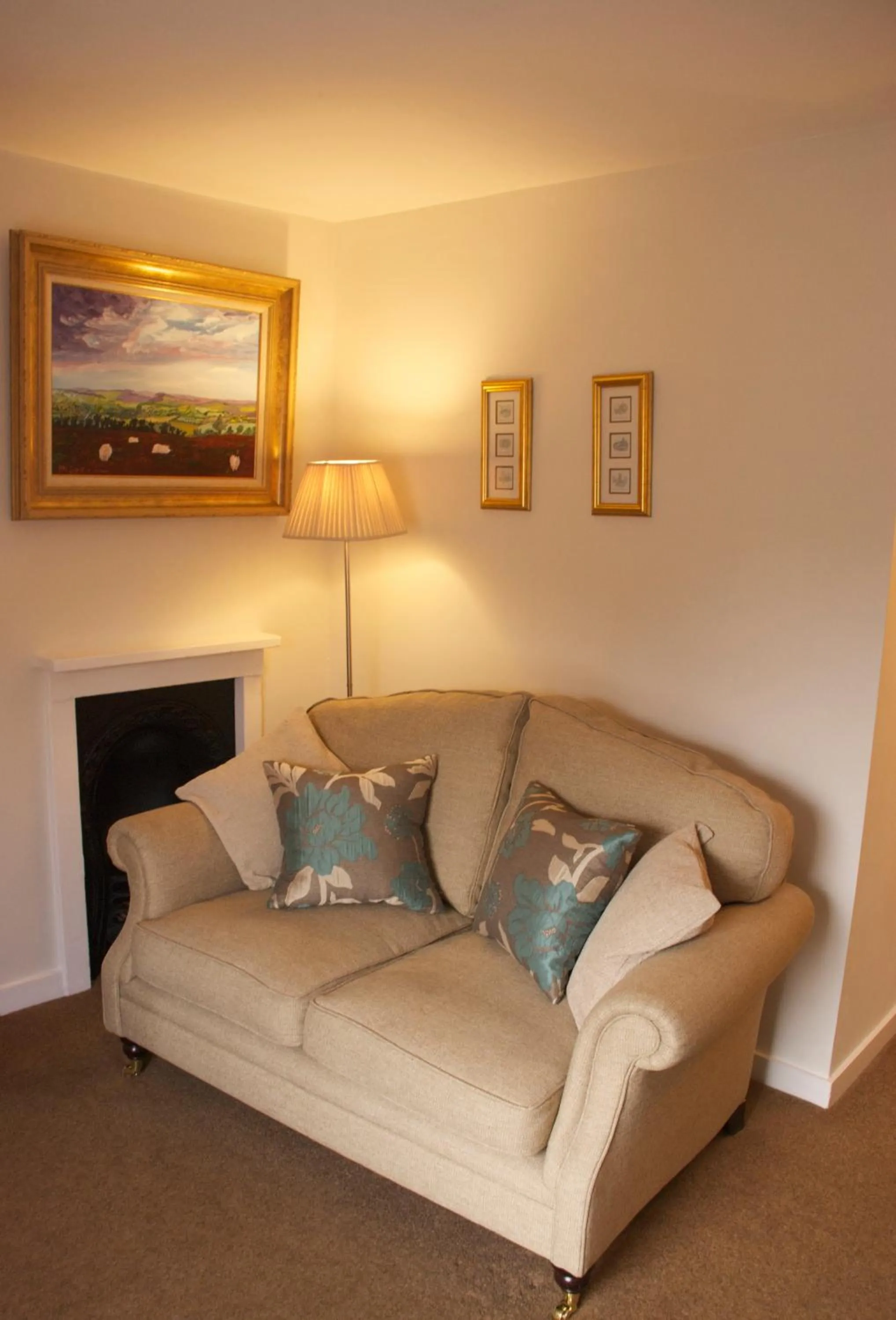 Bedroom in Chantry Hotel