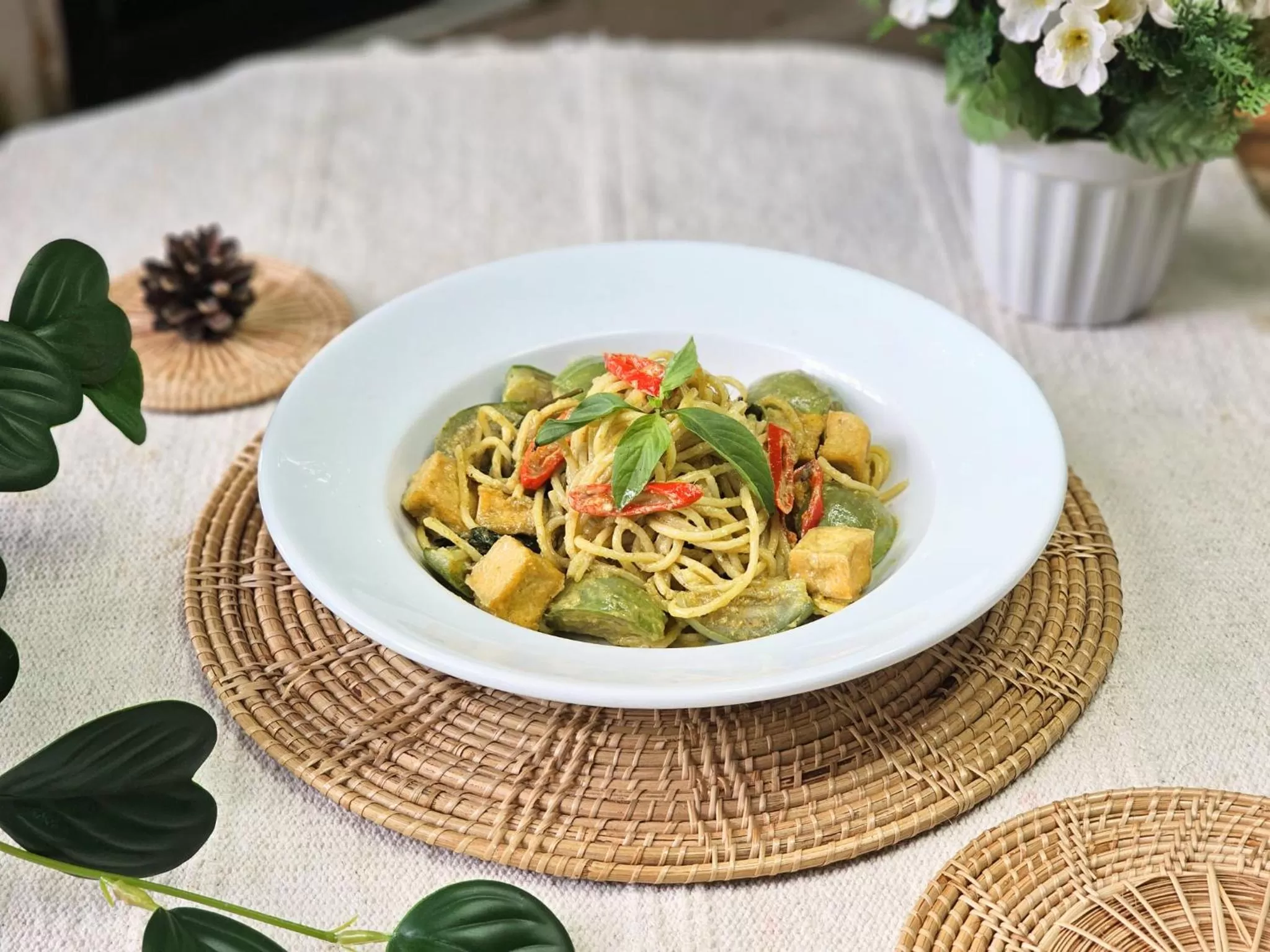 Food and drinks in Cosy Beach Hotel - SHA Extra Plus