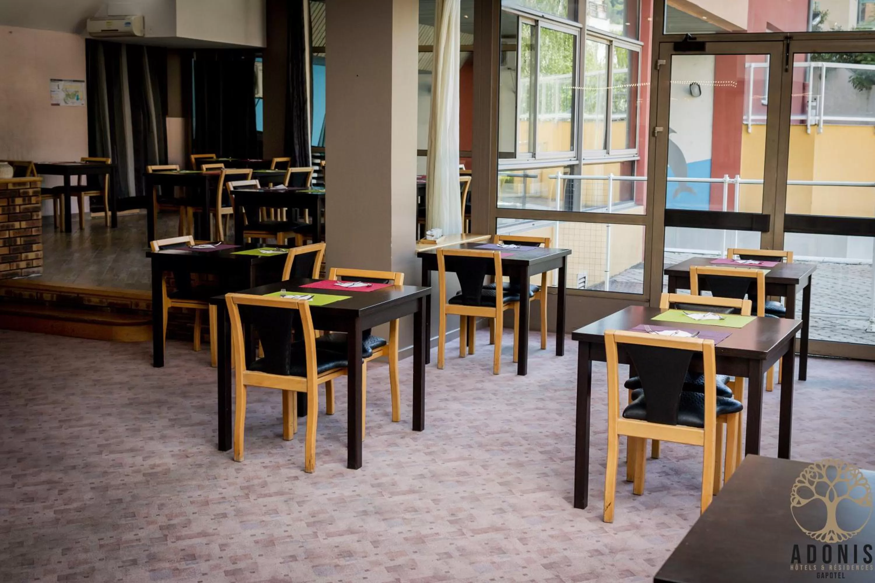 Breakfast in Adonis Gapotel