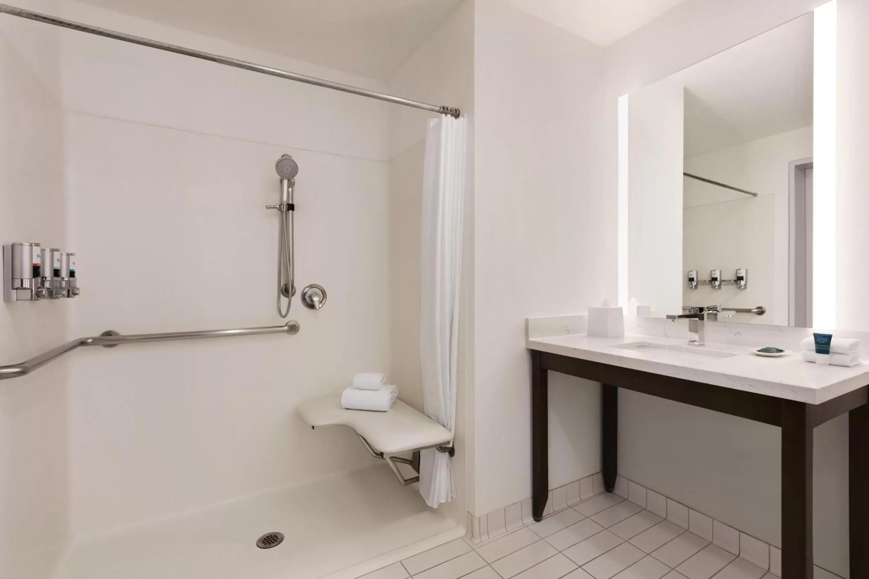 Bathroom in Four Points by Sheraton Sacramento Airport