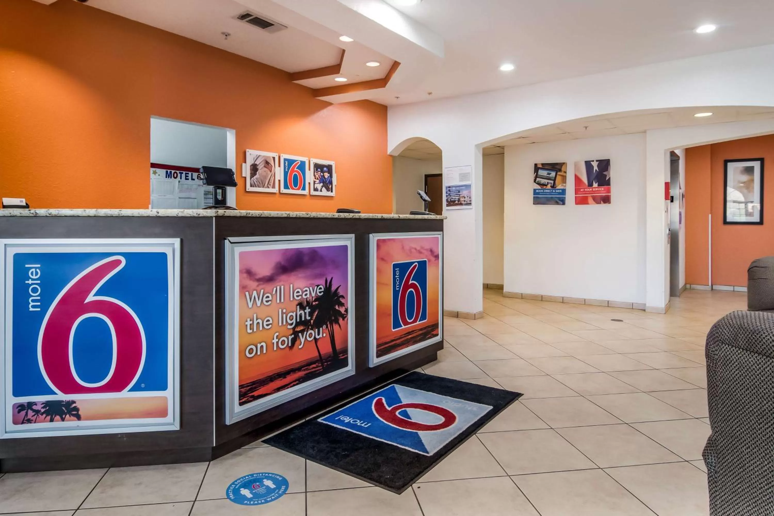 Lobby or reception in Motel 6-Canton, GA