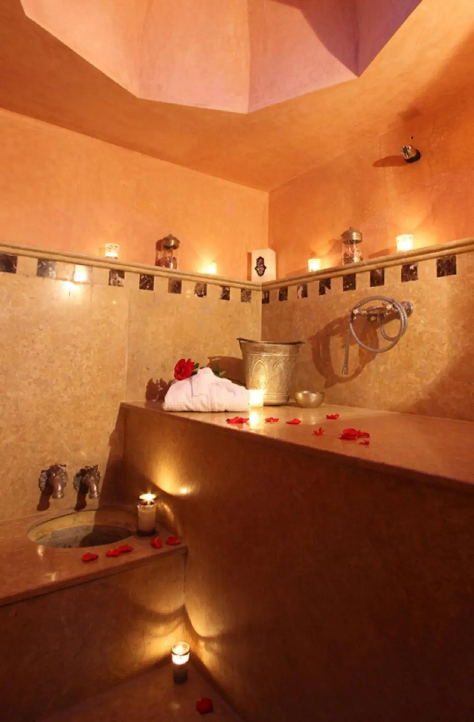 Spa and wellness centre/facilities, Bathroom in Riad ILayka