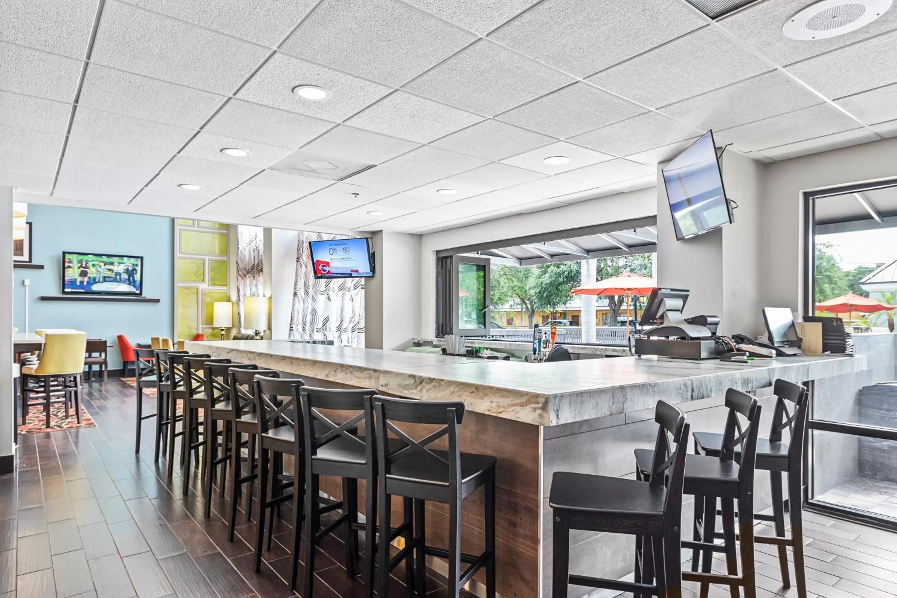 Lounge or bar in Holiday Inn - St. Petersburg West by IHG