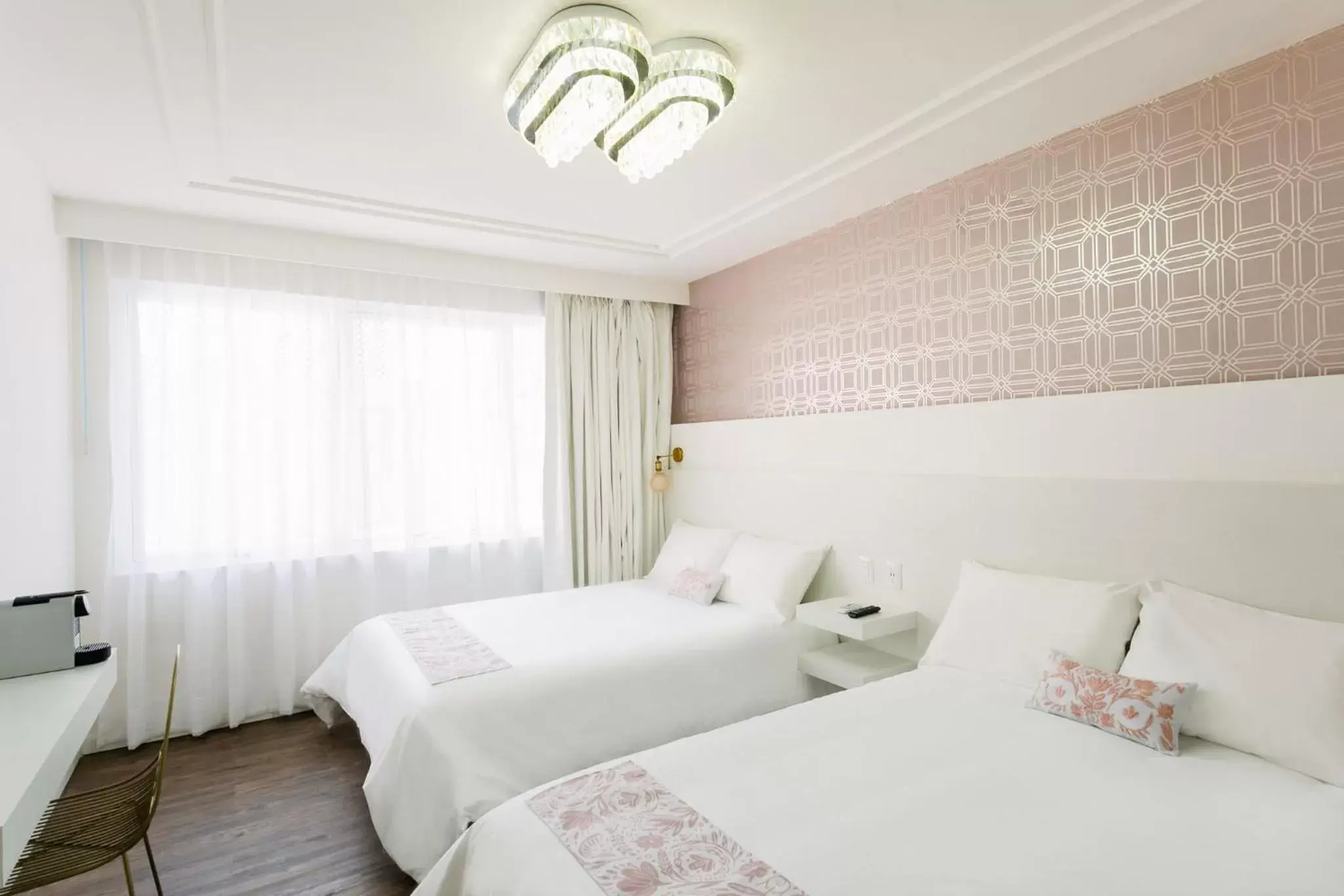 Bed in Casa Oxa Hotel