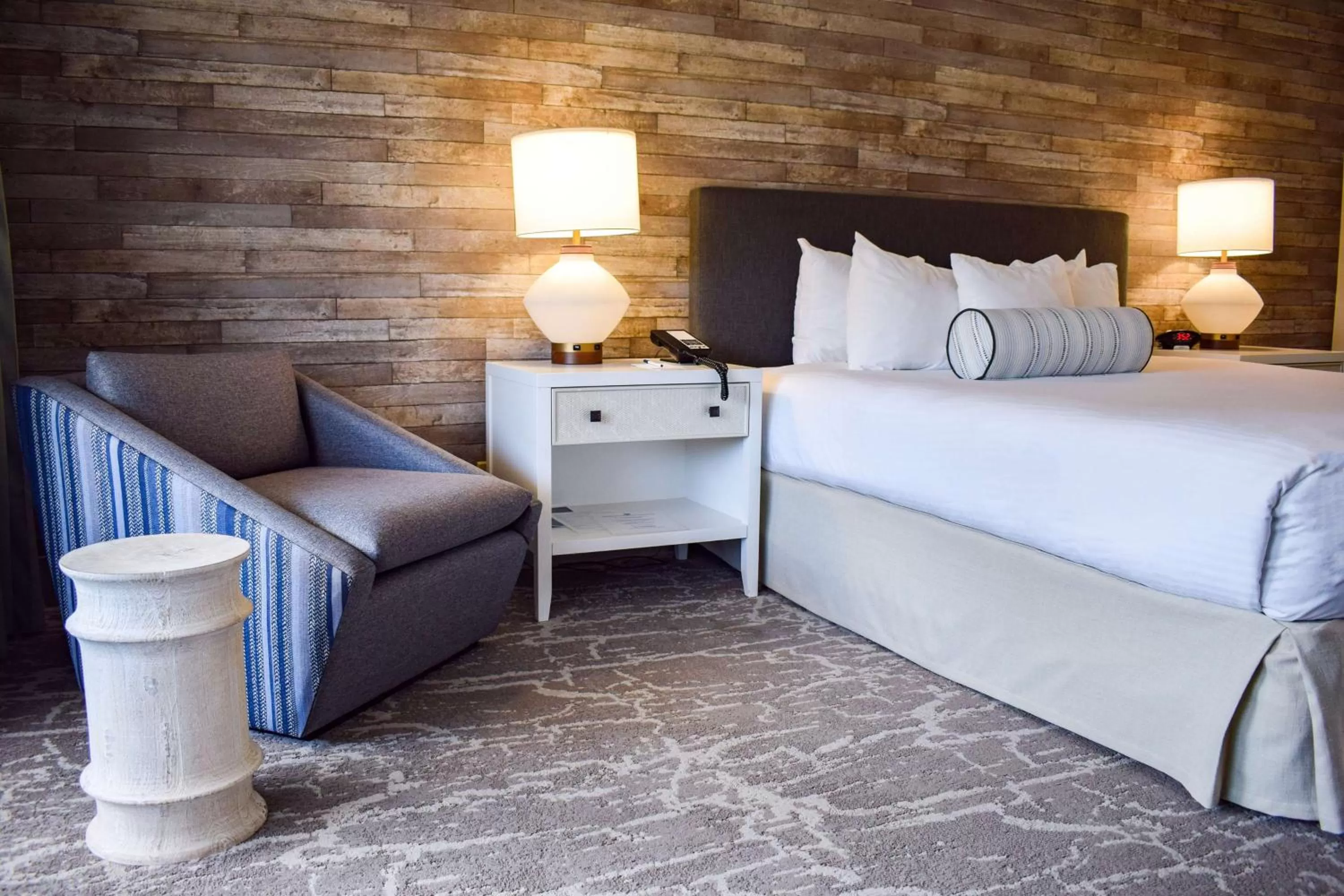 Photo of the whole room, Bed in Beachside Inn