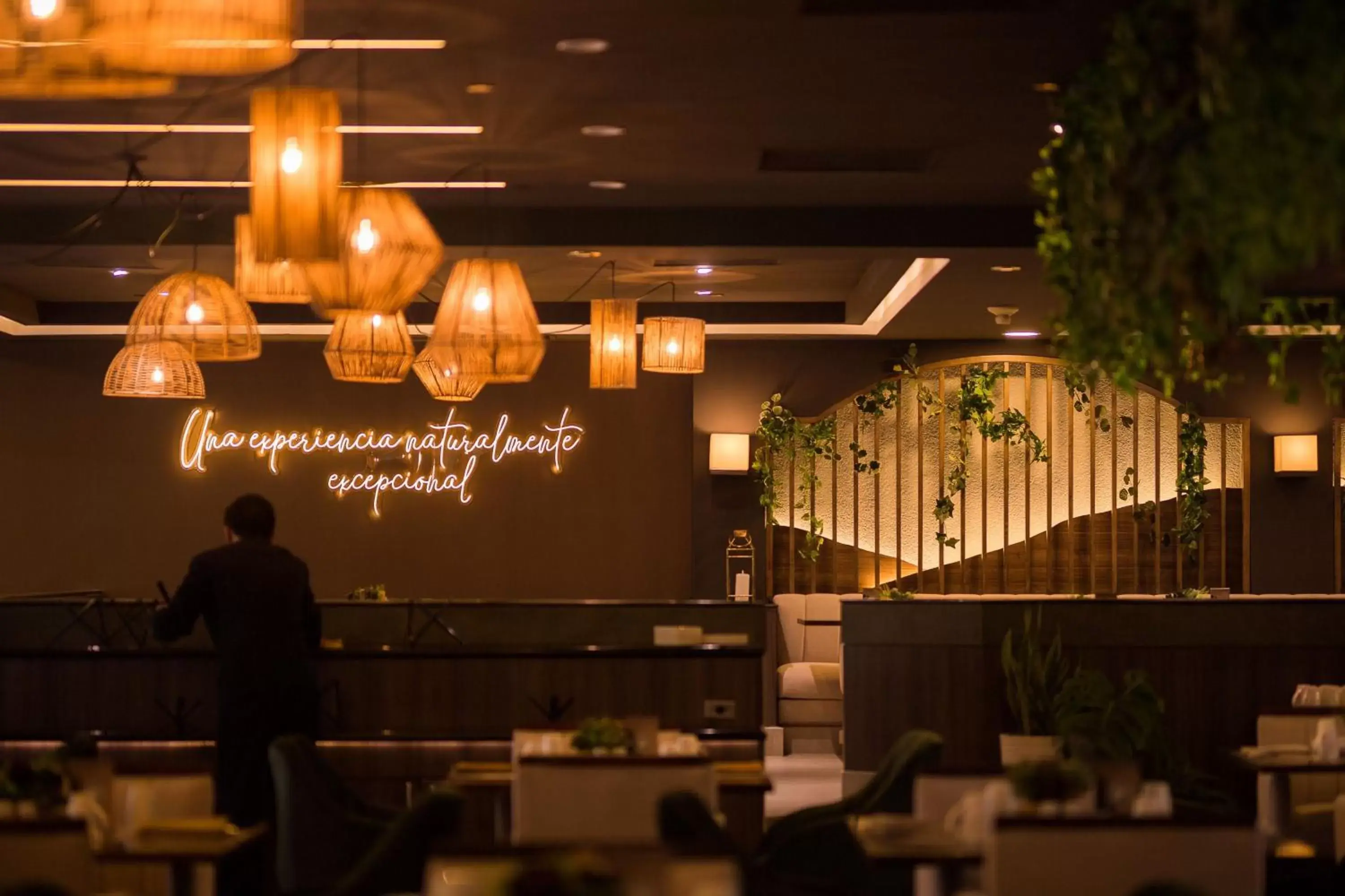 Restaurant/places to eat in JW Marriott Quito