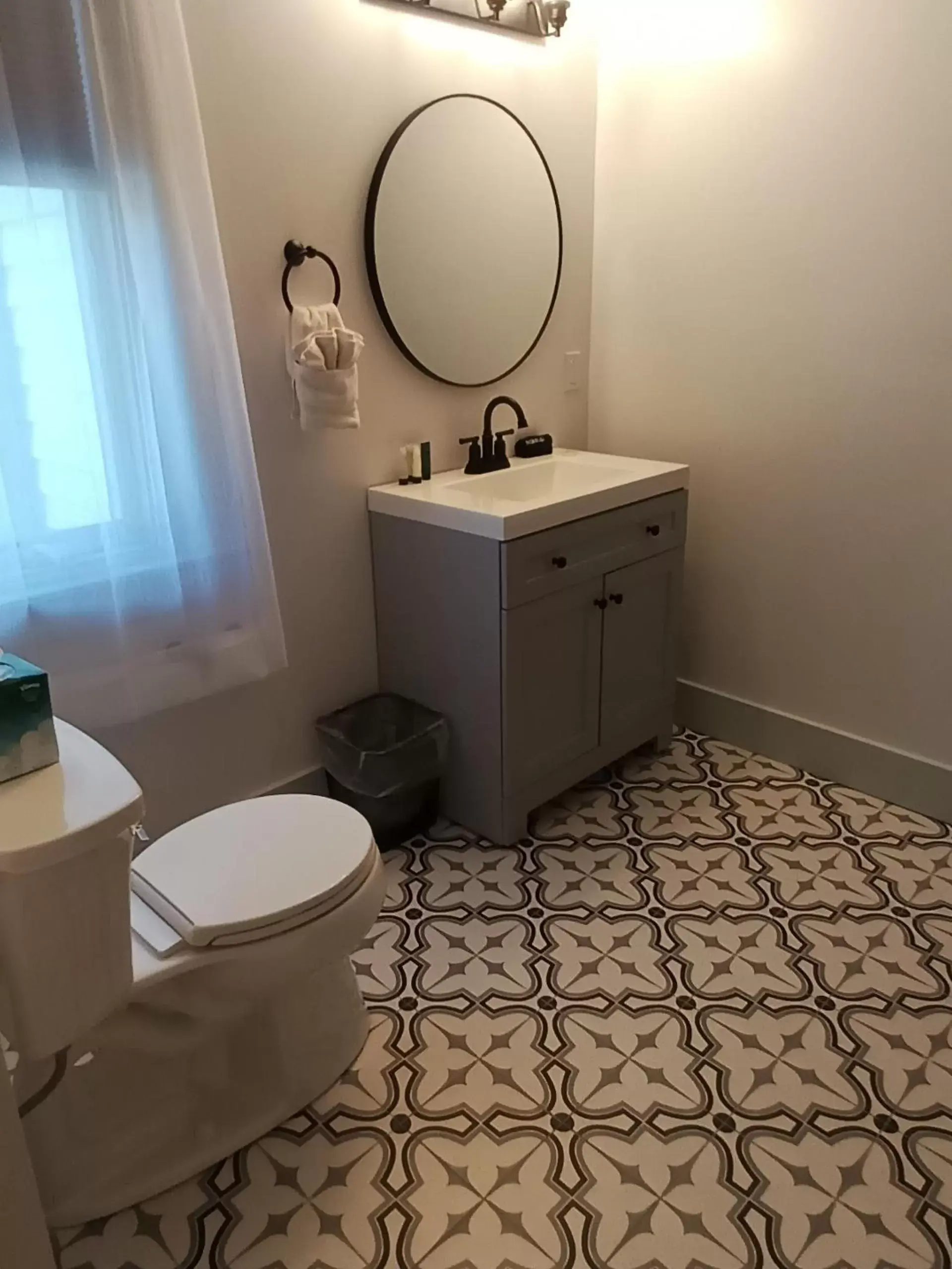 Bathroom in Arlington Inn & Spa