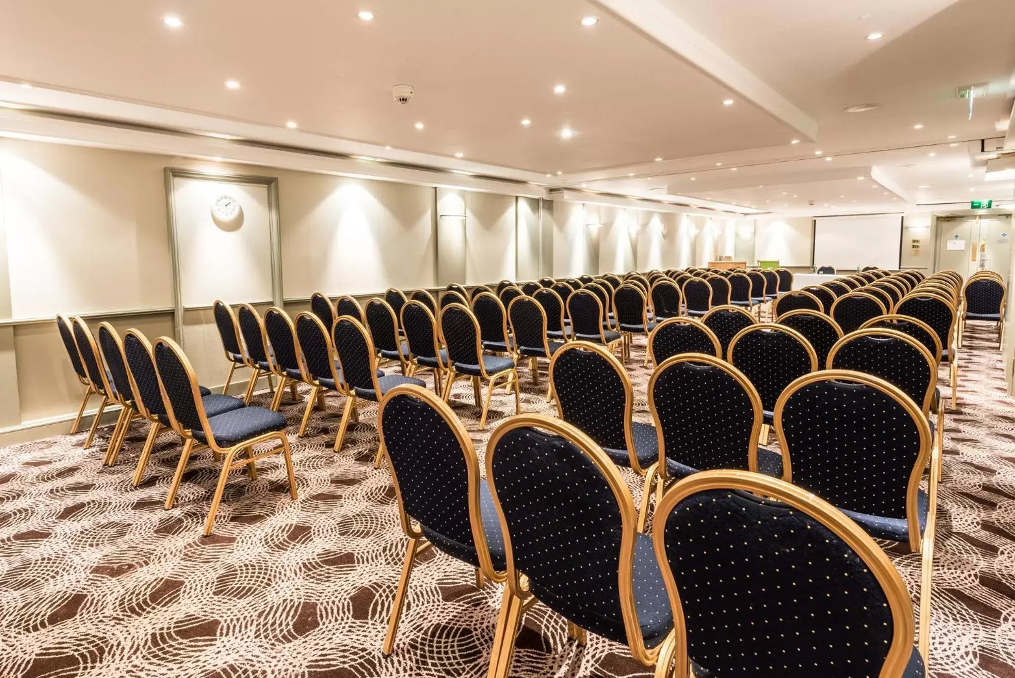 Meeting/conference room, Business Area/Conference Room in Holiday Inn Brighton Seafront, an IHG Hotel