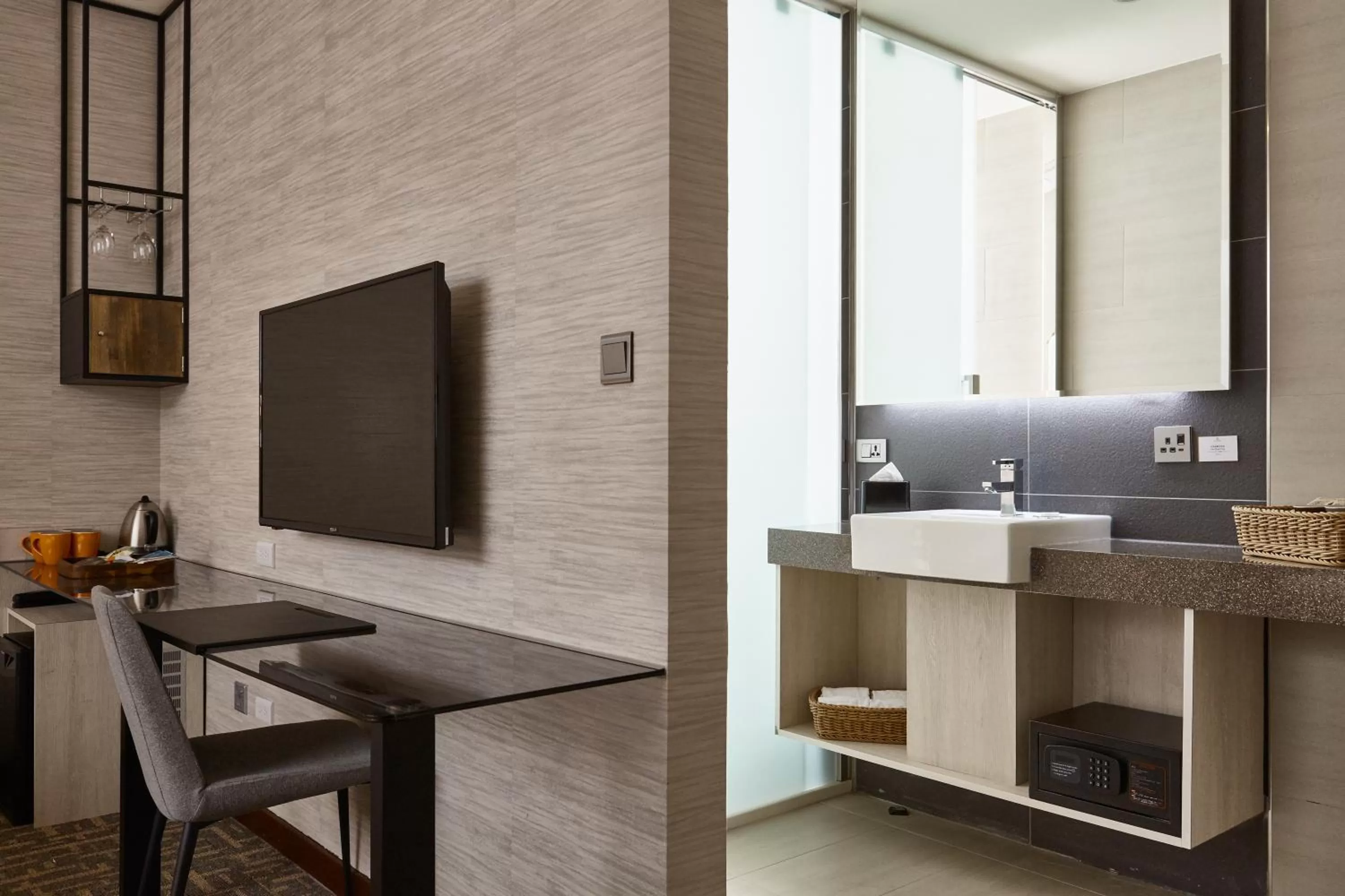 Photo of the whole room in Via Hotel Taipei Station