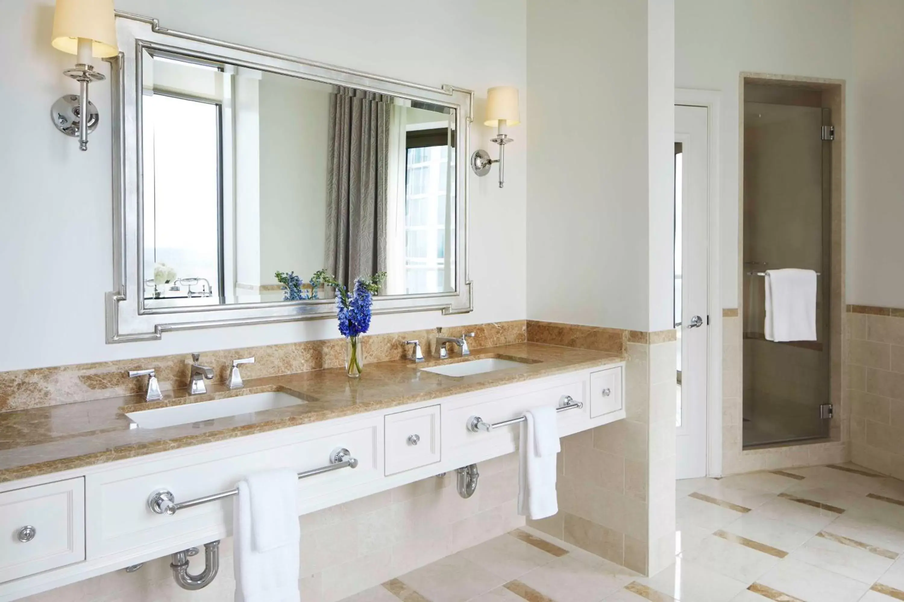 Bathroom in Waldorf Astoria Atlanta Buckhead