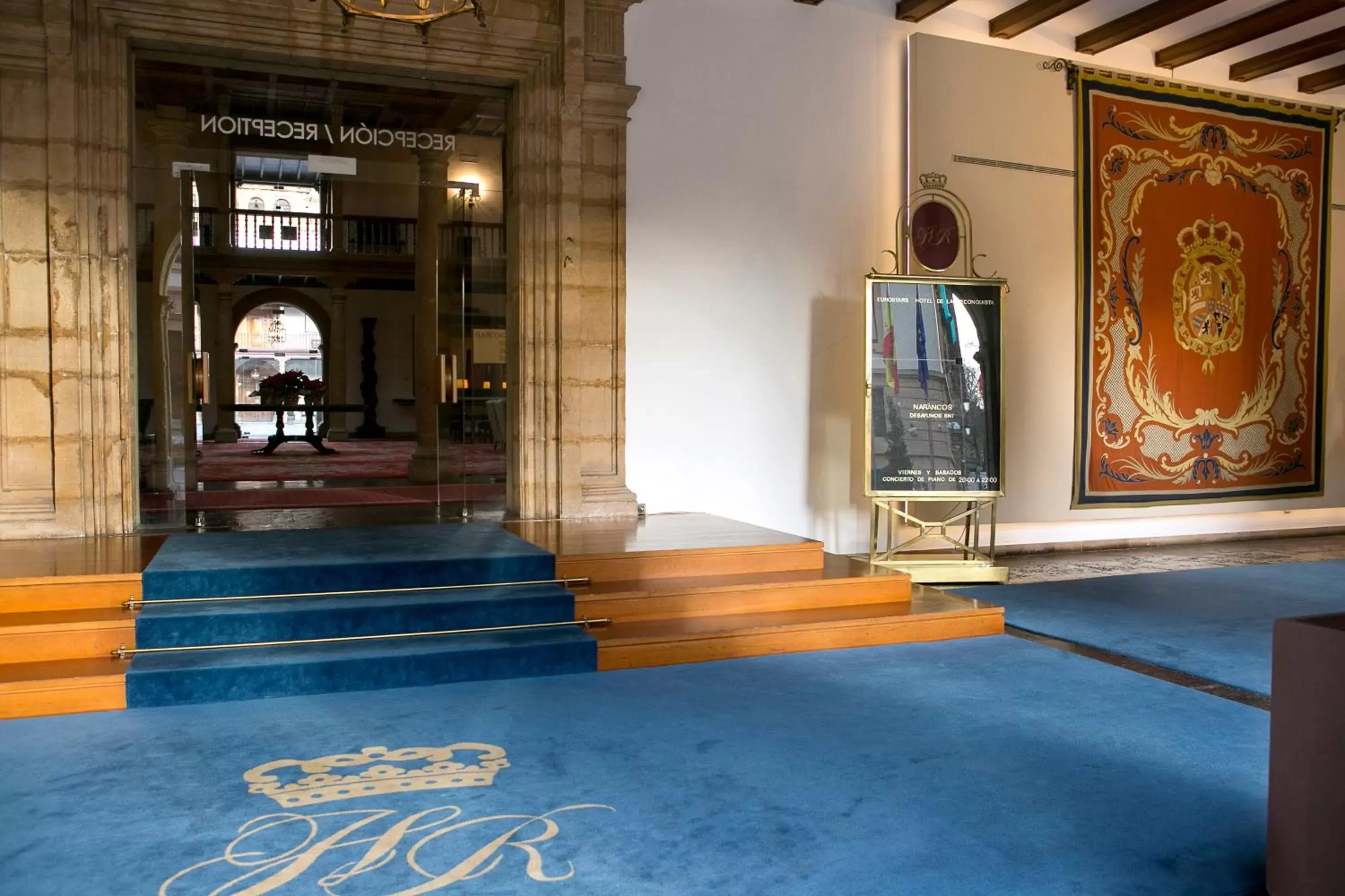 Facade/entrance in Eurostars Hotel de la Reconquista