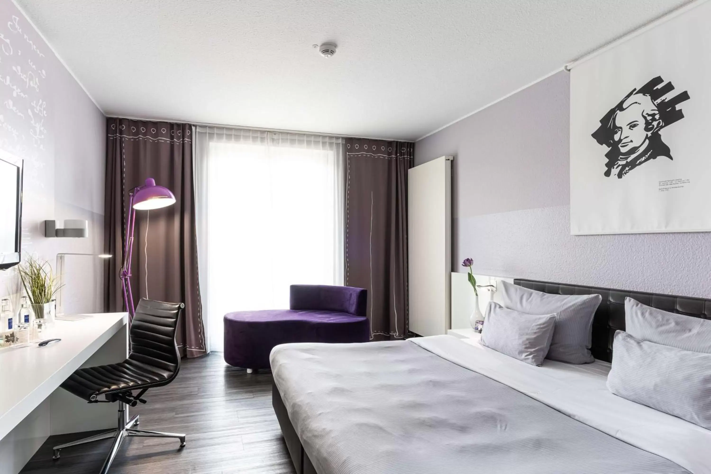 Property building, Bed in Rilano 24/7 Hotel Wolfenbüttel