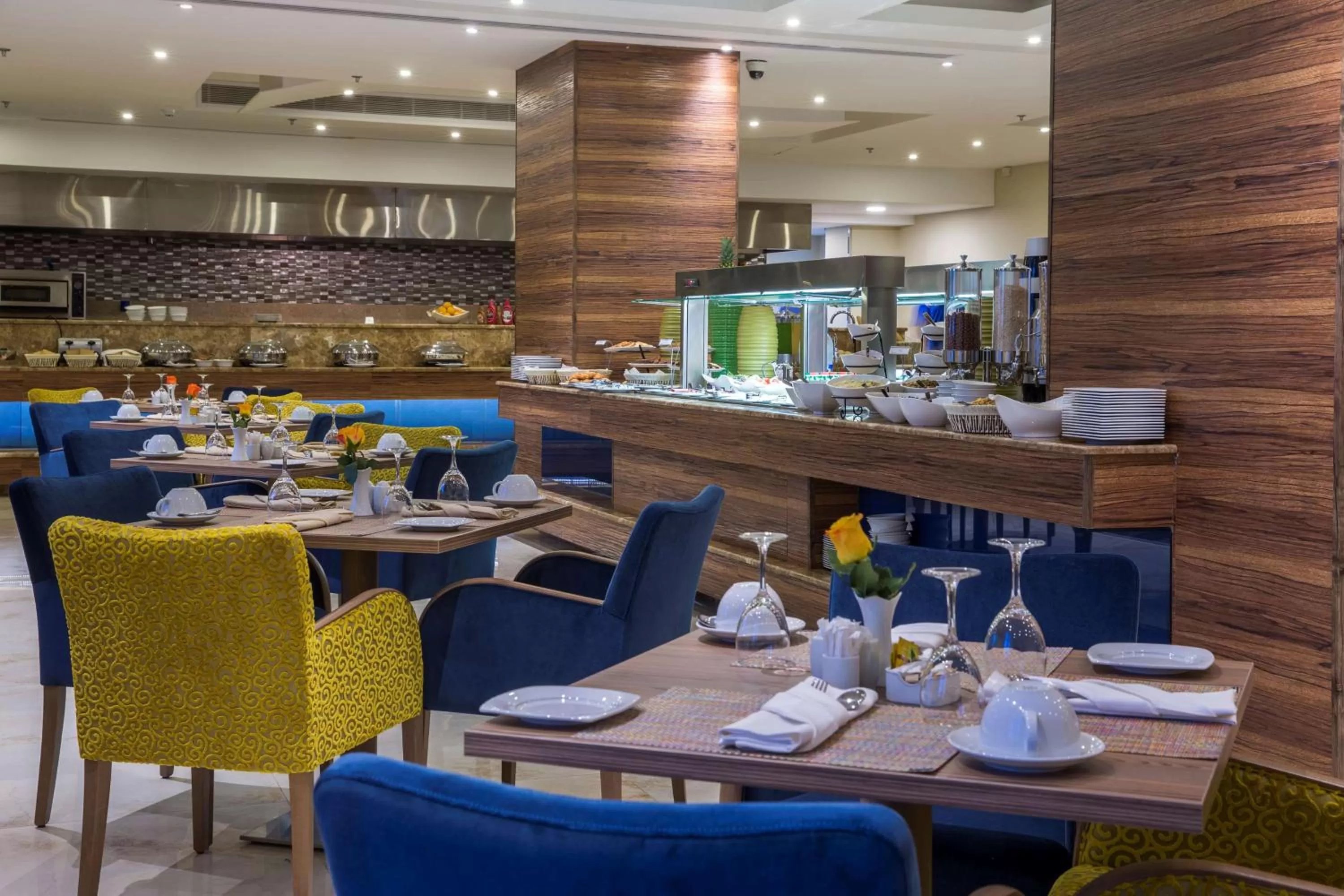 Restaurant/places to eat in Radisson Blu Plaza Jeddah