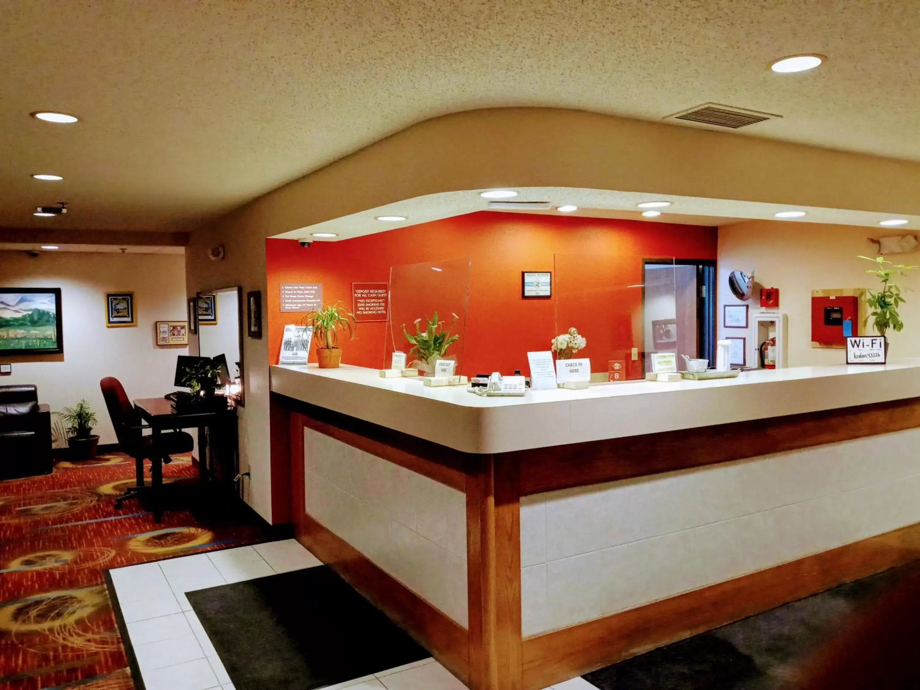 Staff, Lobby/Reception in Country Hearth Inn & Suites - Kenton