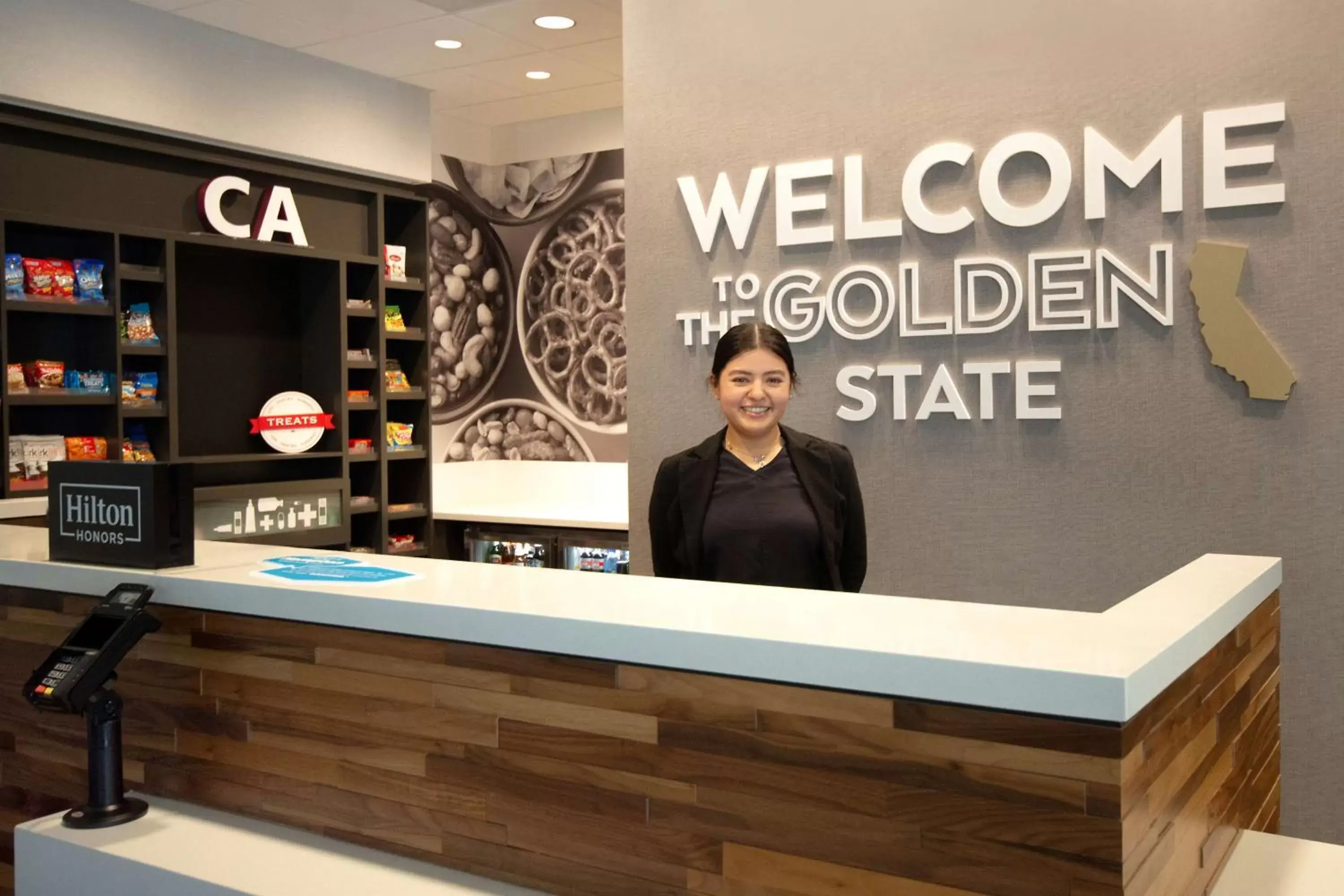 Lobby or reception in Hampton Inn & Suites Sunnyvale-Silicon Valley, Ca Lobby or reception in Hampton Inn & Suites Sunnyvale-Silicon Valley, Ca