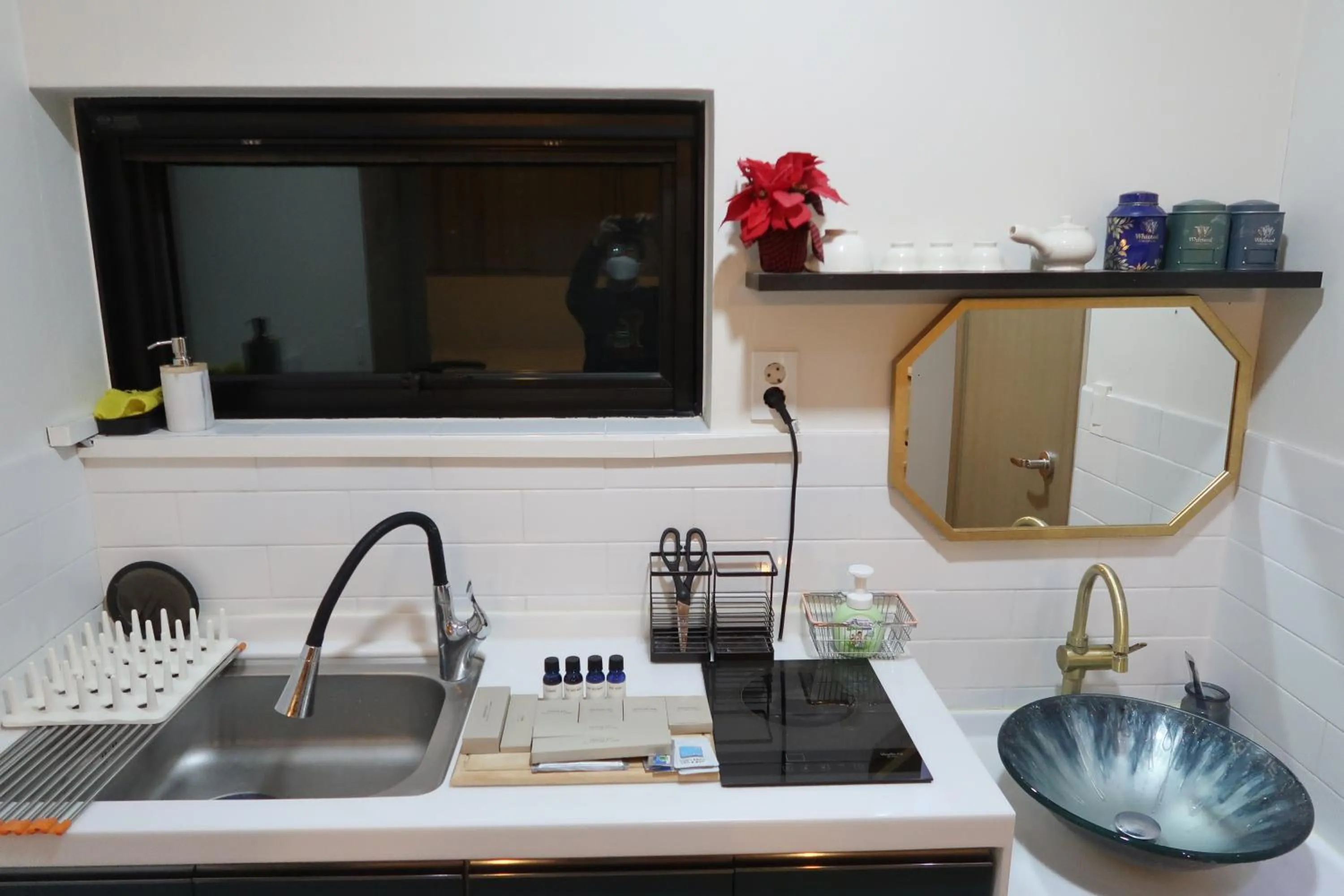 Kitchen or kitchenette in Andong Poong-gyung HOSTEL n LIBRARY