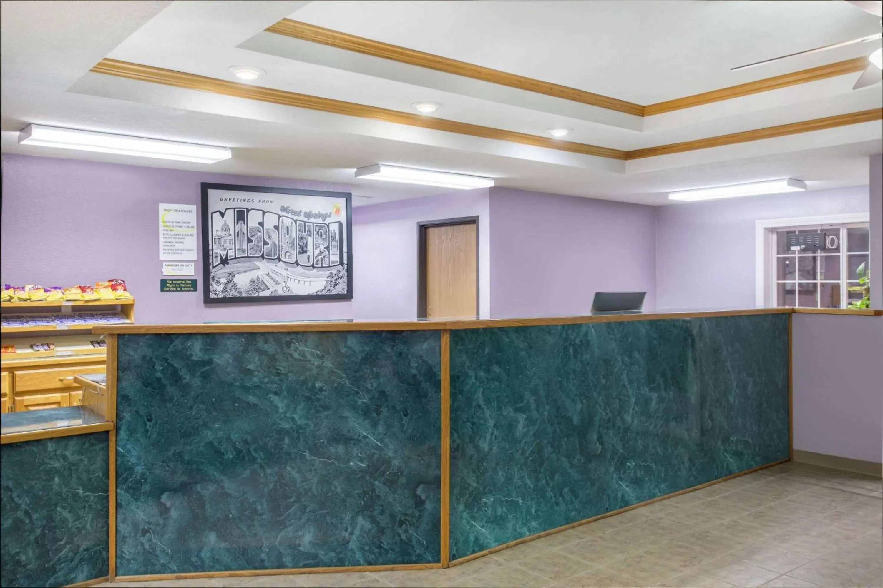 Lobby or reception, Lobby/Reception in Super 8 by Wyndham Sweet Springs