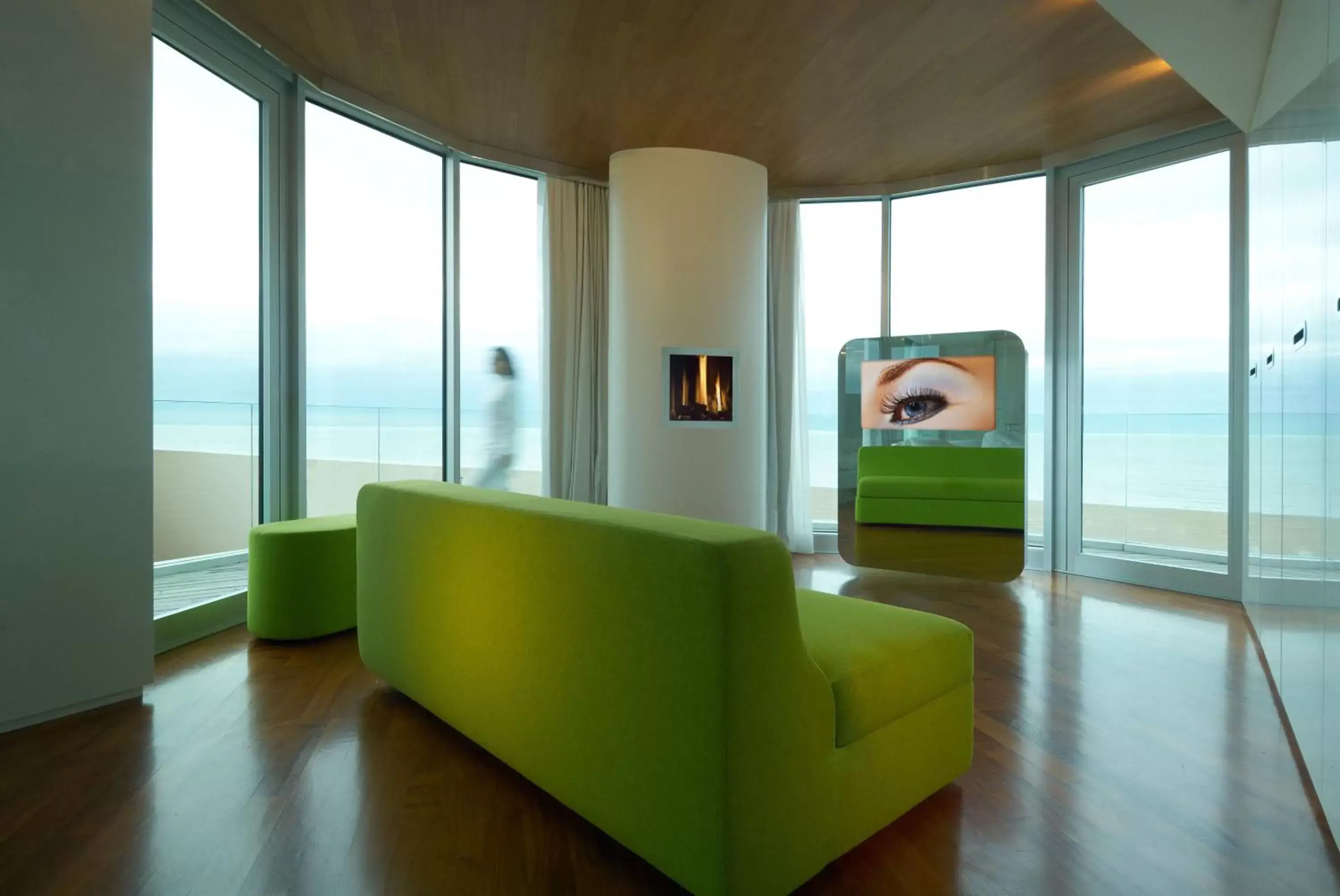 TV and multimedia, Seating Area in i-Suite Hotel