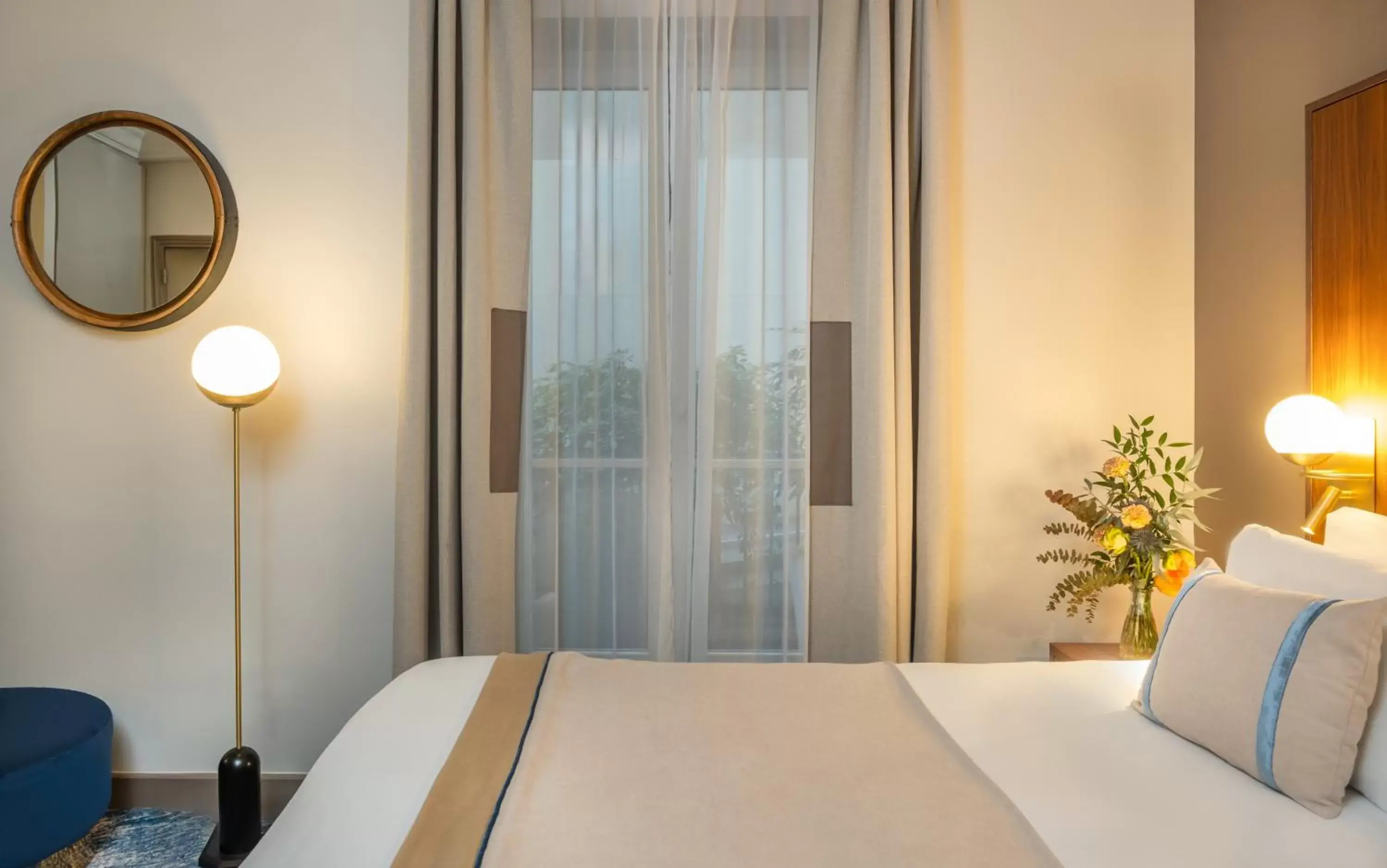 Bedroom, Bed in Hôtel Le Tourville by Inwood Hotels