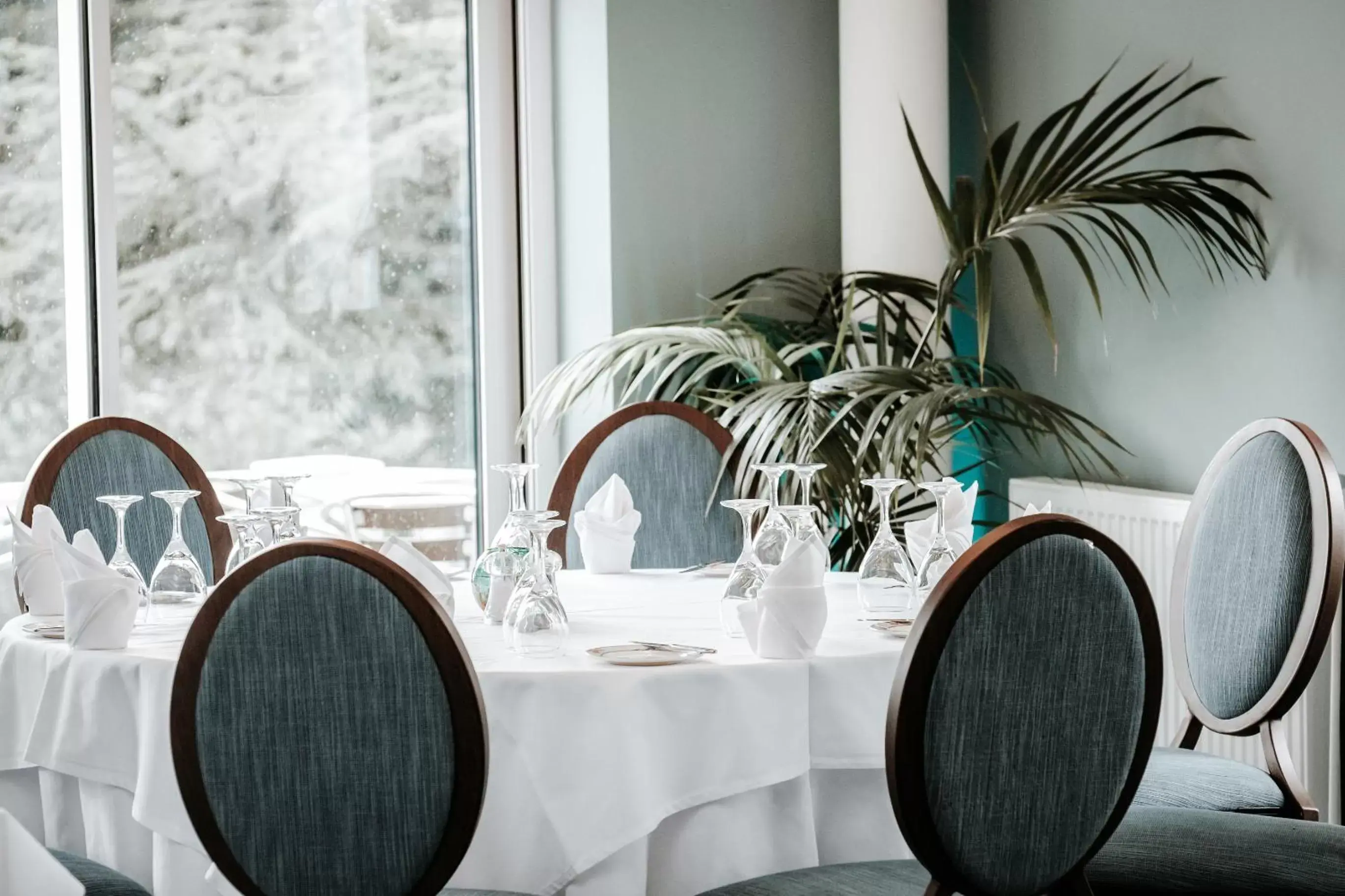 Restaurant/Places to Eat in Manor Parc Hotel