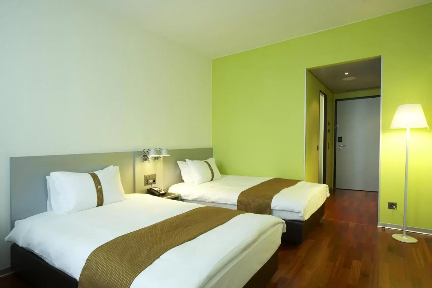 Photo of the whole room, Bed in Holiday Inn Bern Westside, an IHG Hotel