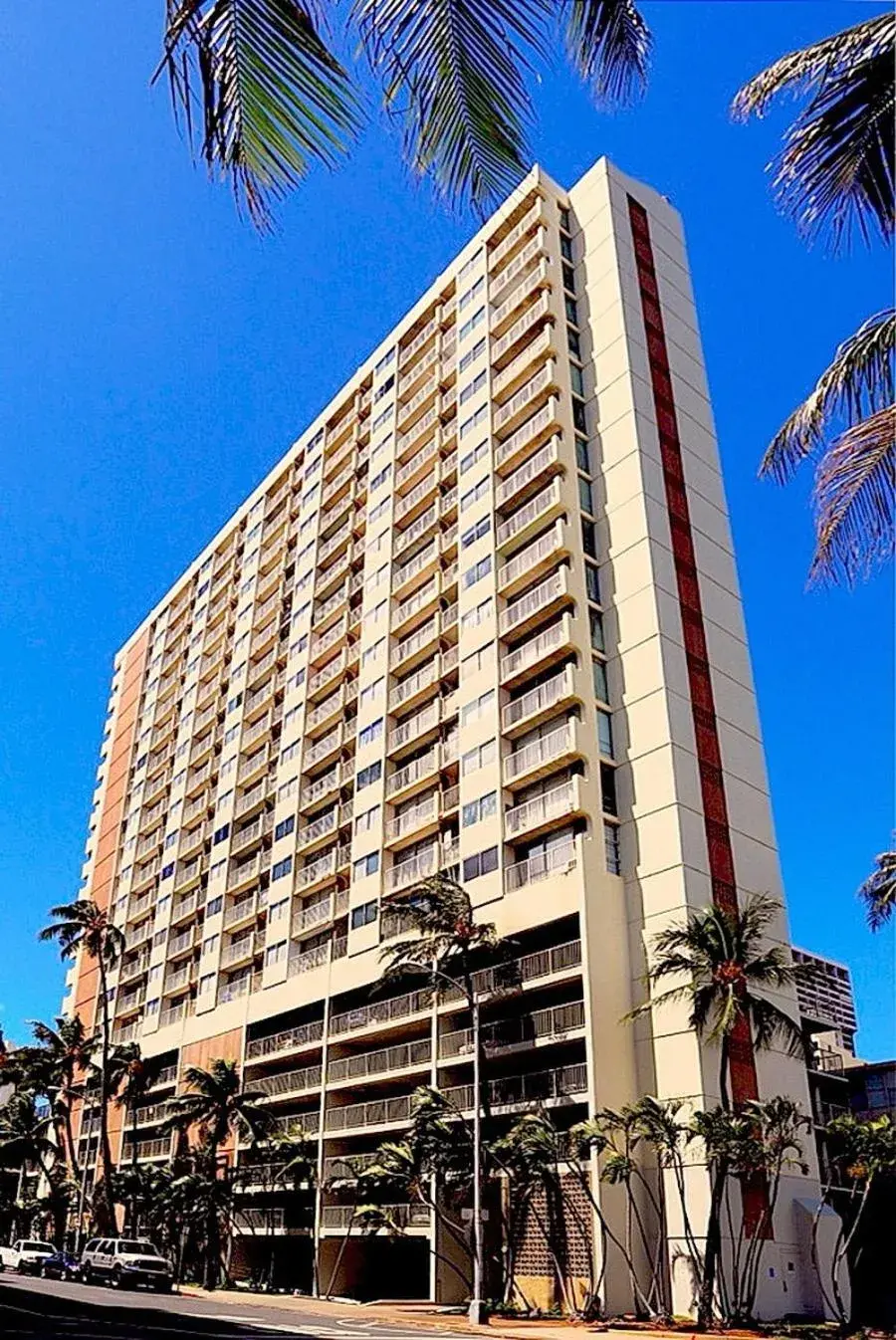 Property Building in Waikiki Beach Condominiums