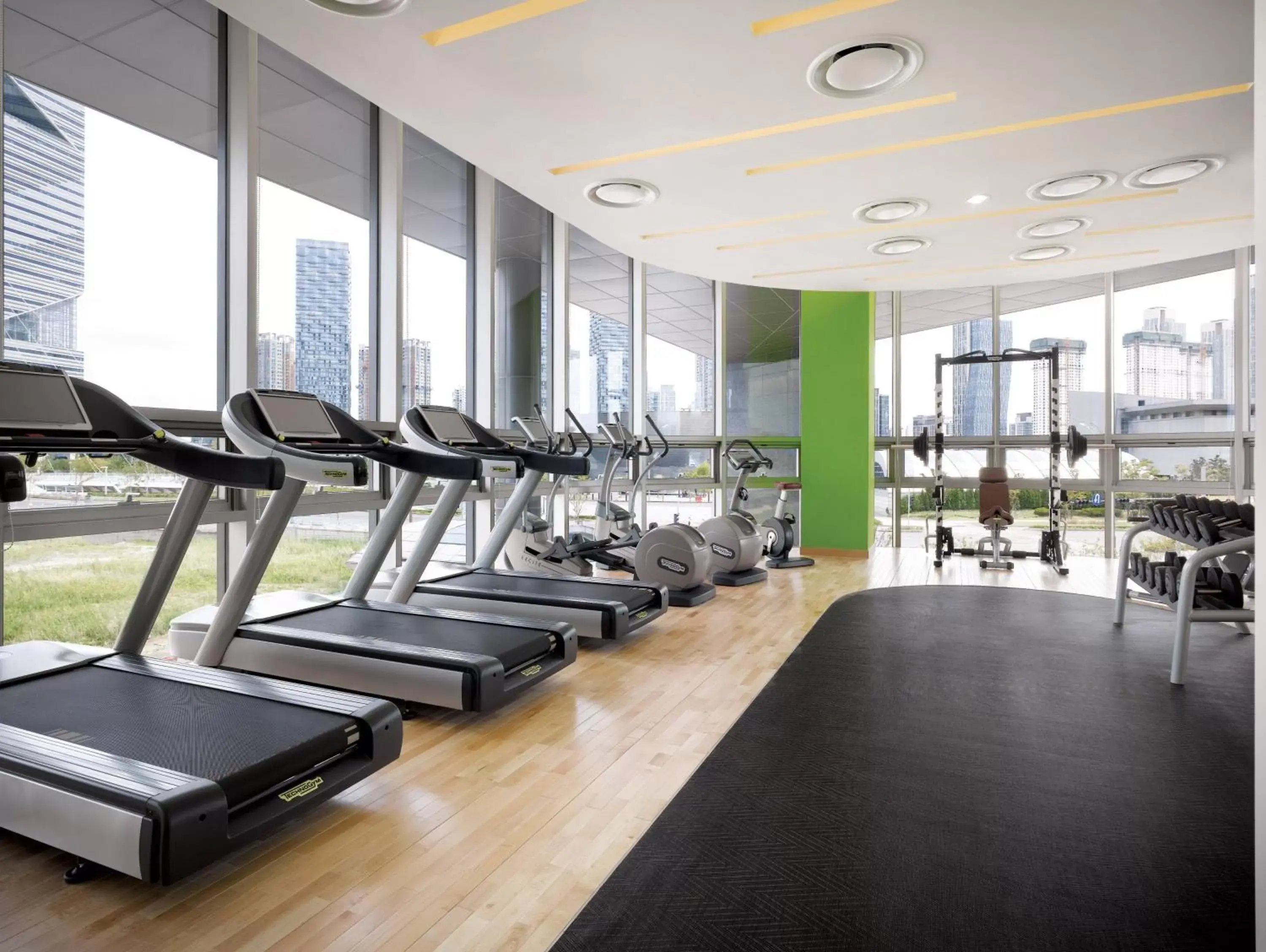 Fitness centre/facilities, Fitness Center/Facilities in Holiday Inn Incheon Songdo, an IHG Hotel