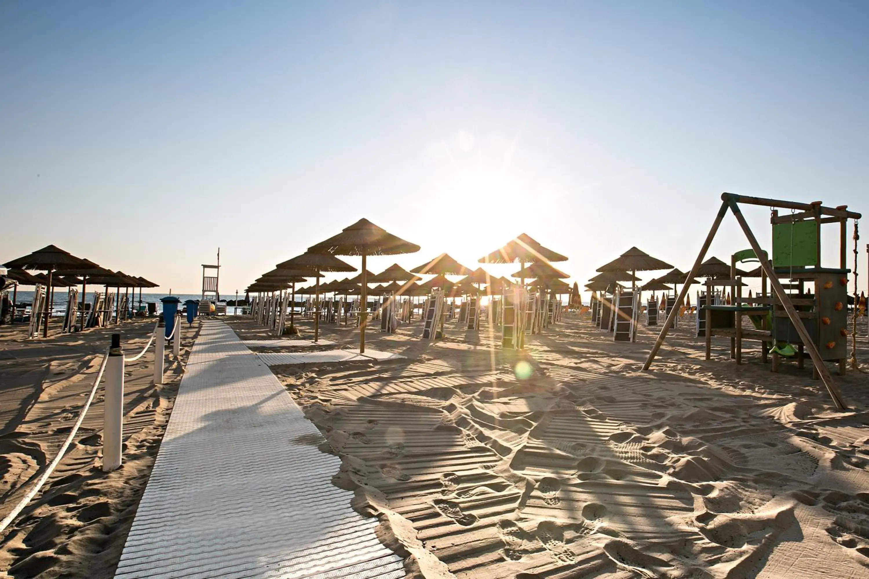 Beach in Sea Lion Hotel