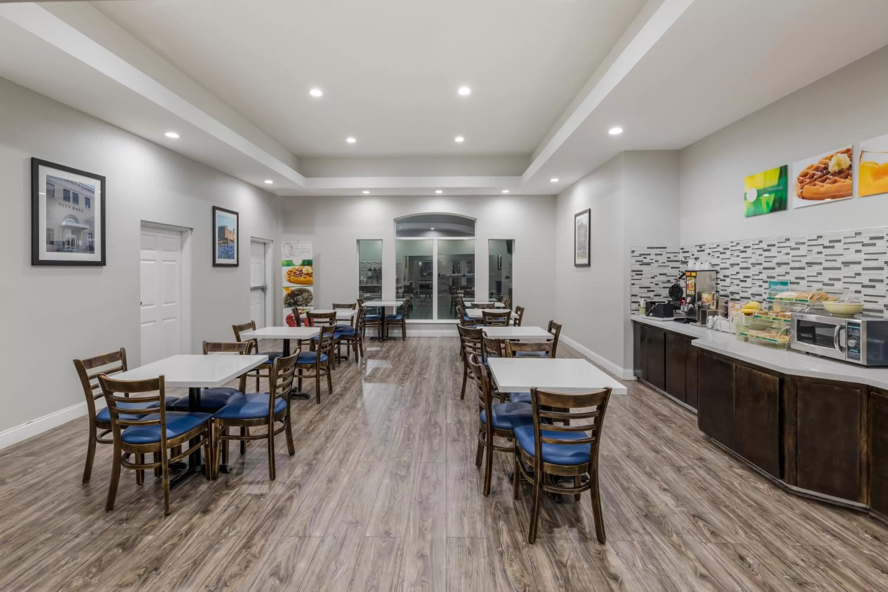 Breakfast in Quality Inn