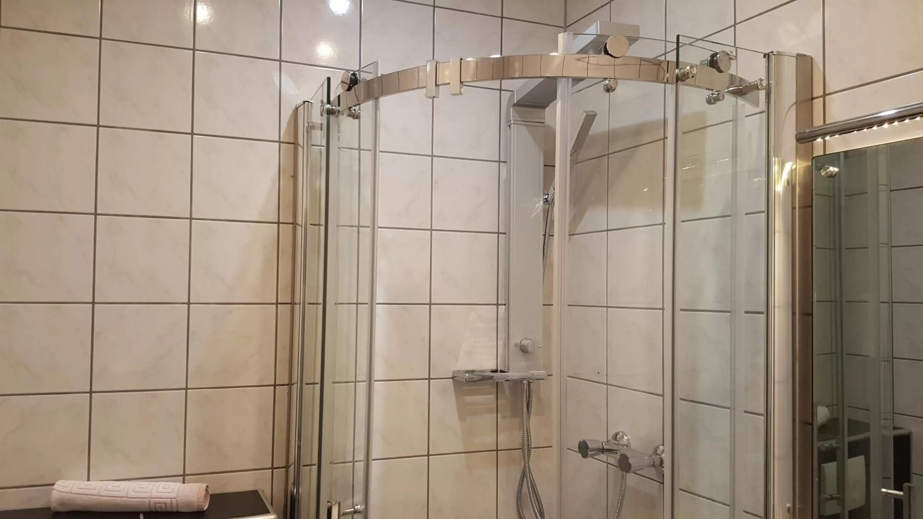 Bathroom in Hotel Exquisite