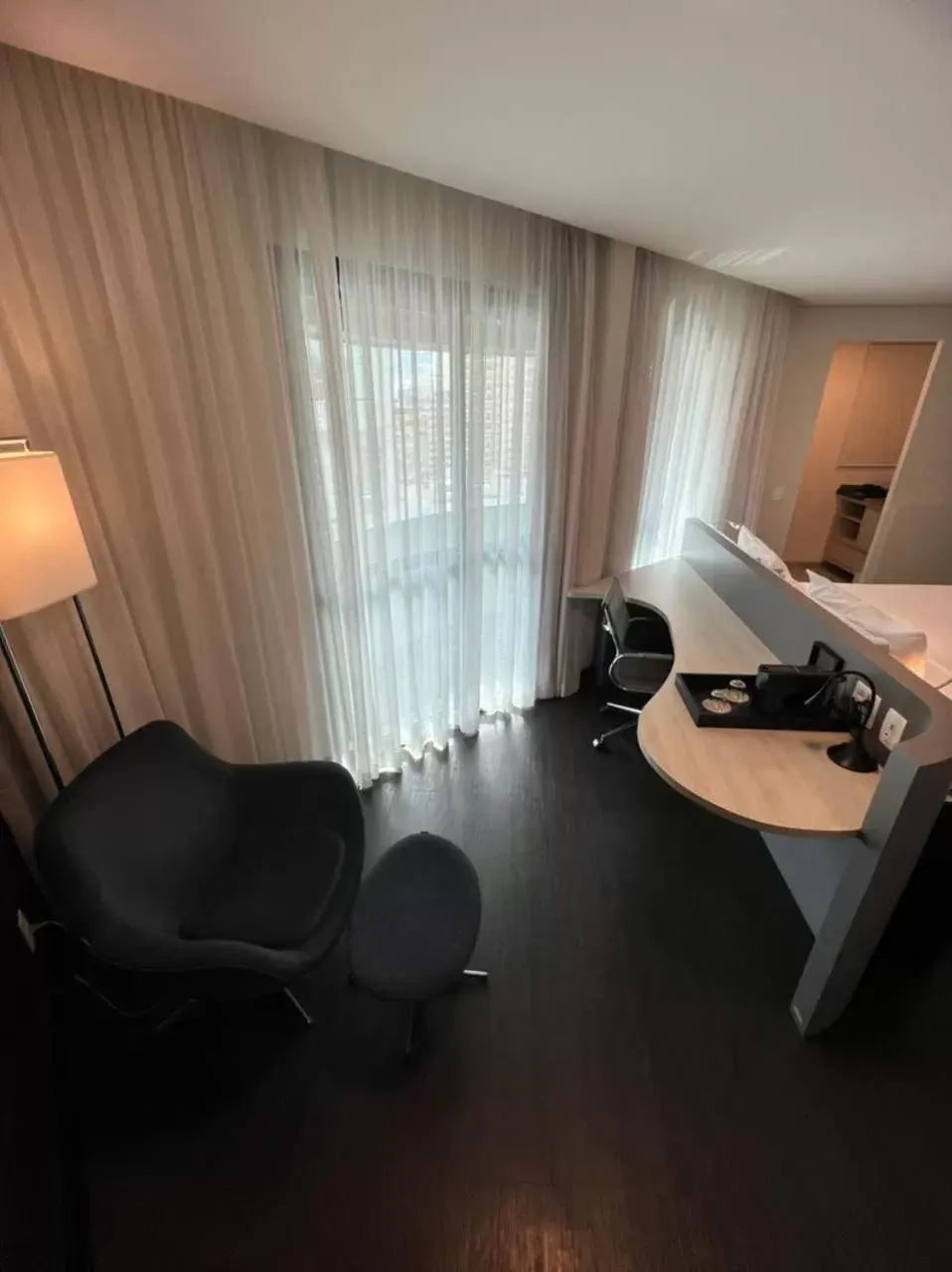 Bedroom, Seating Area in Radisson Oscar Freire