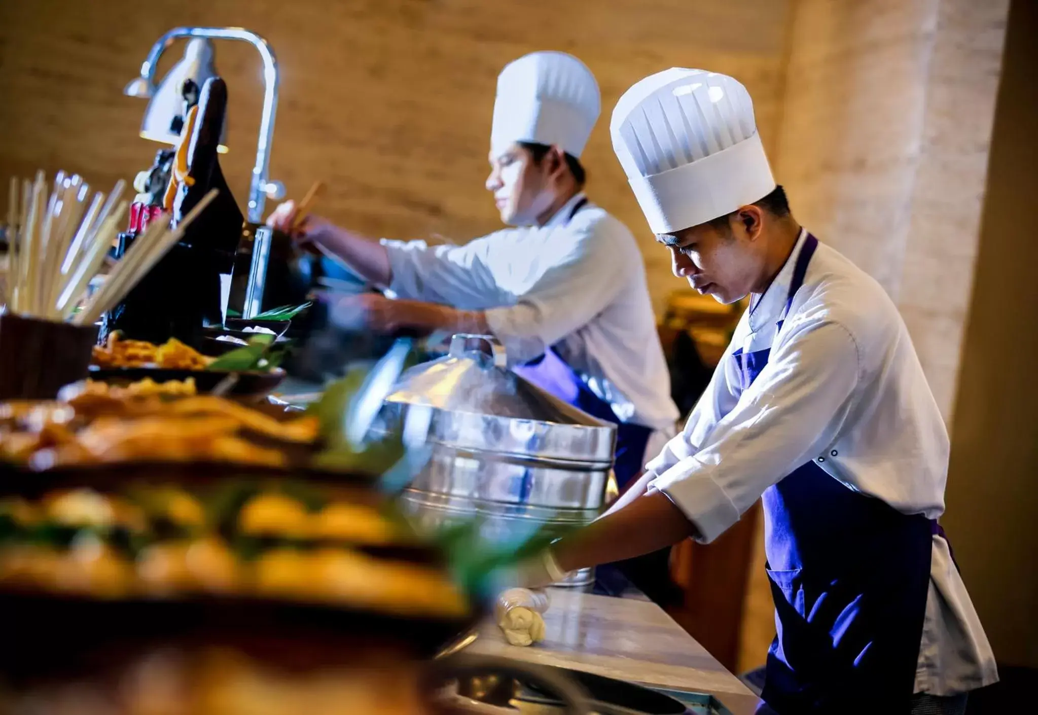 Restaurant/places to eat, Other Activities in Novotel Chennai Sipcot