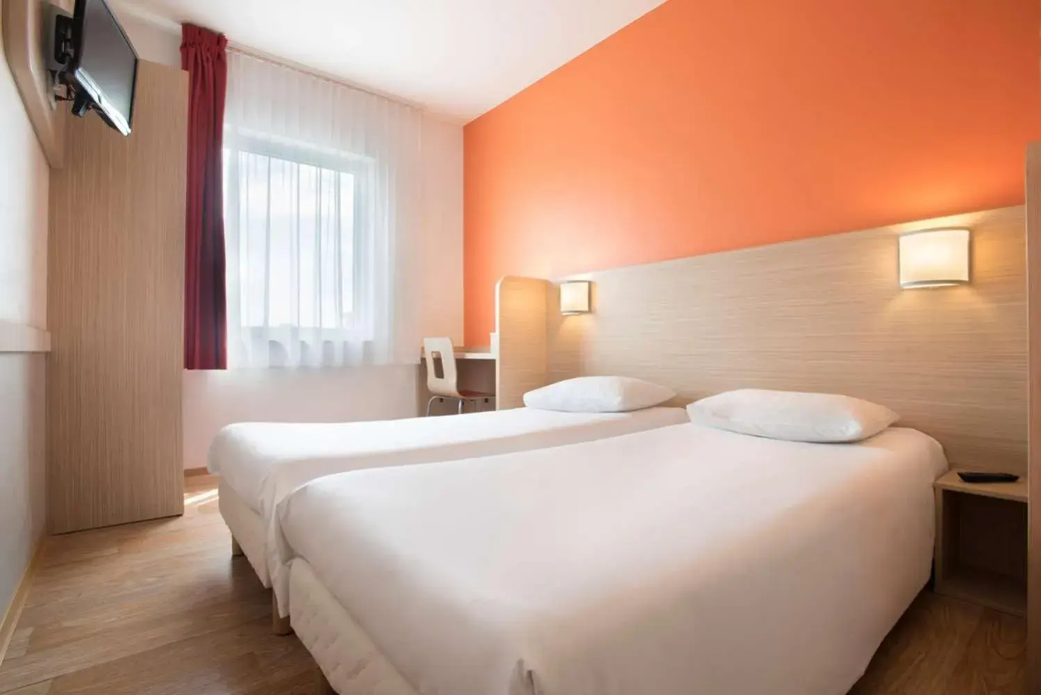 Bed in Hotel am Kieler Schloss Kiel by Premiere Classe
