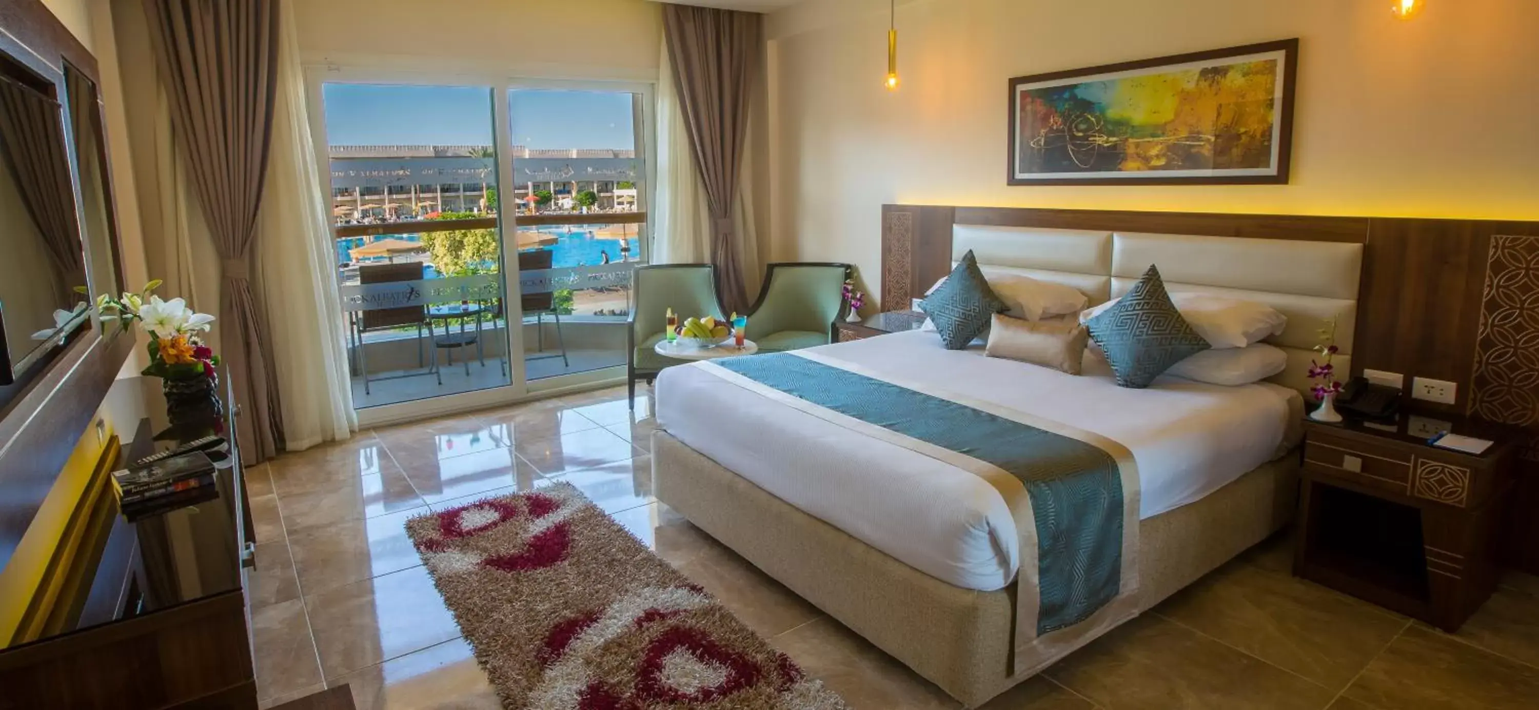 Bedroom, Bed in Pickalbatros Royal Moderna Sharm "Aqua Park"