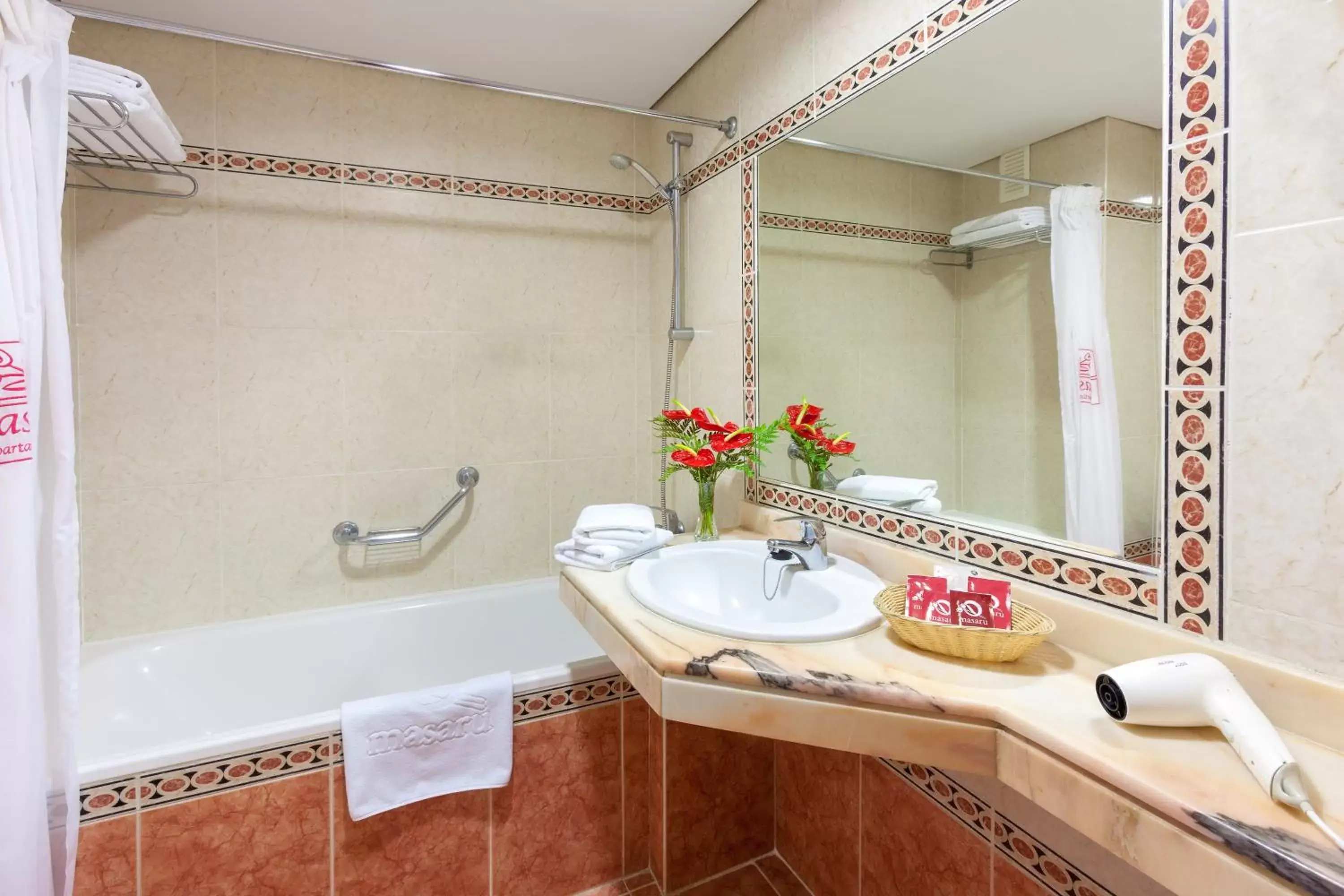 Bathroom in Apartamentos Masaru Bathroom in Apartamentos Masaru