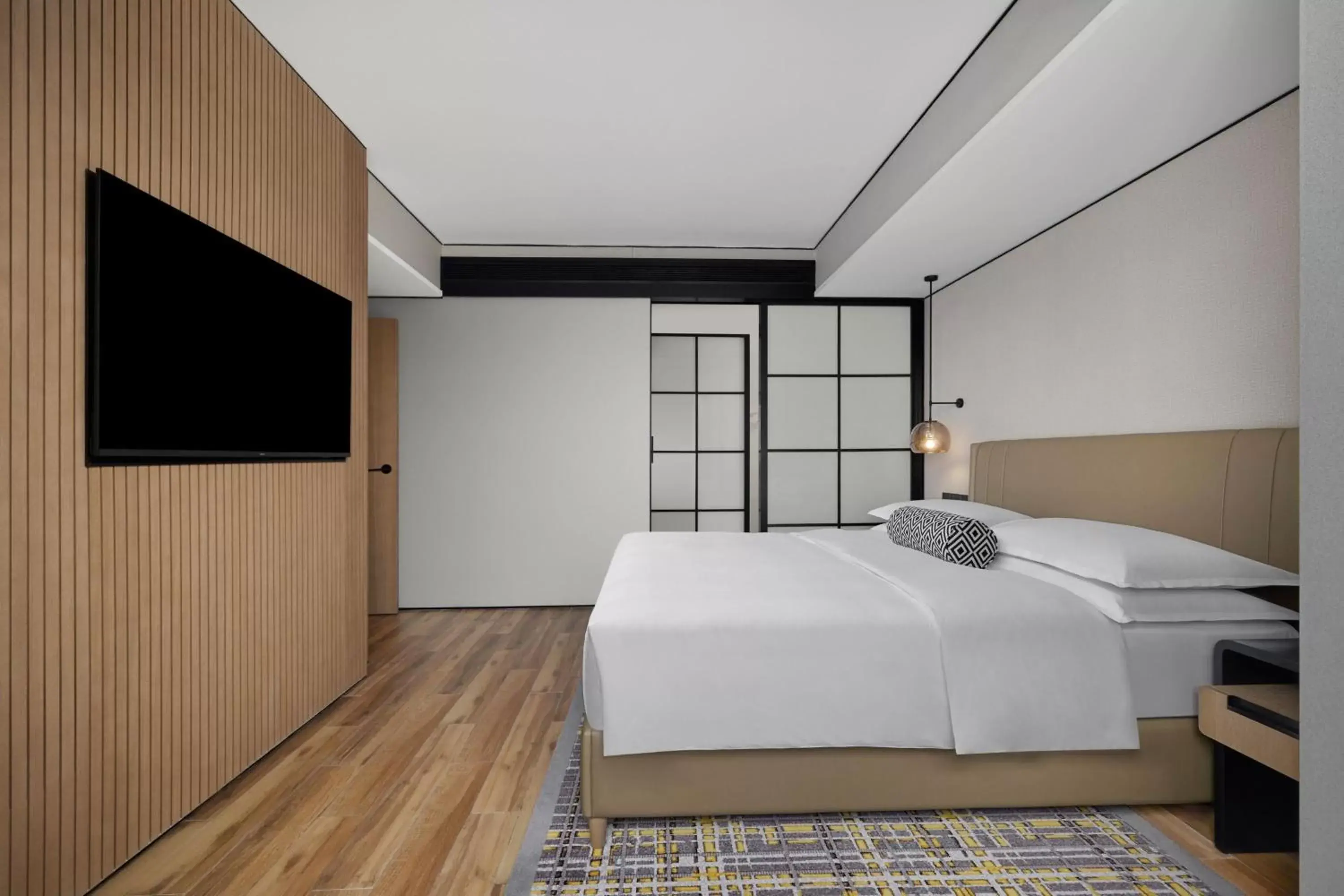 Bedroom, Bed in Sheraton Chengdu Lido Hotel