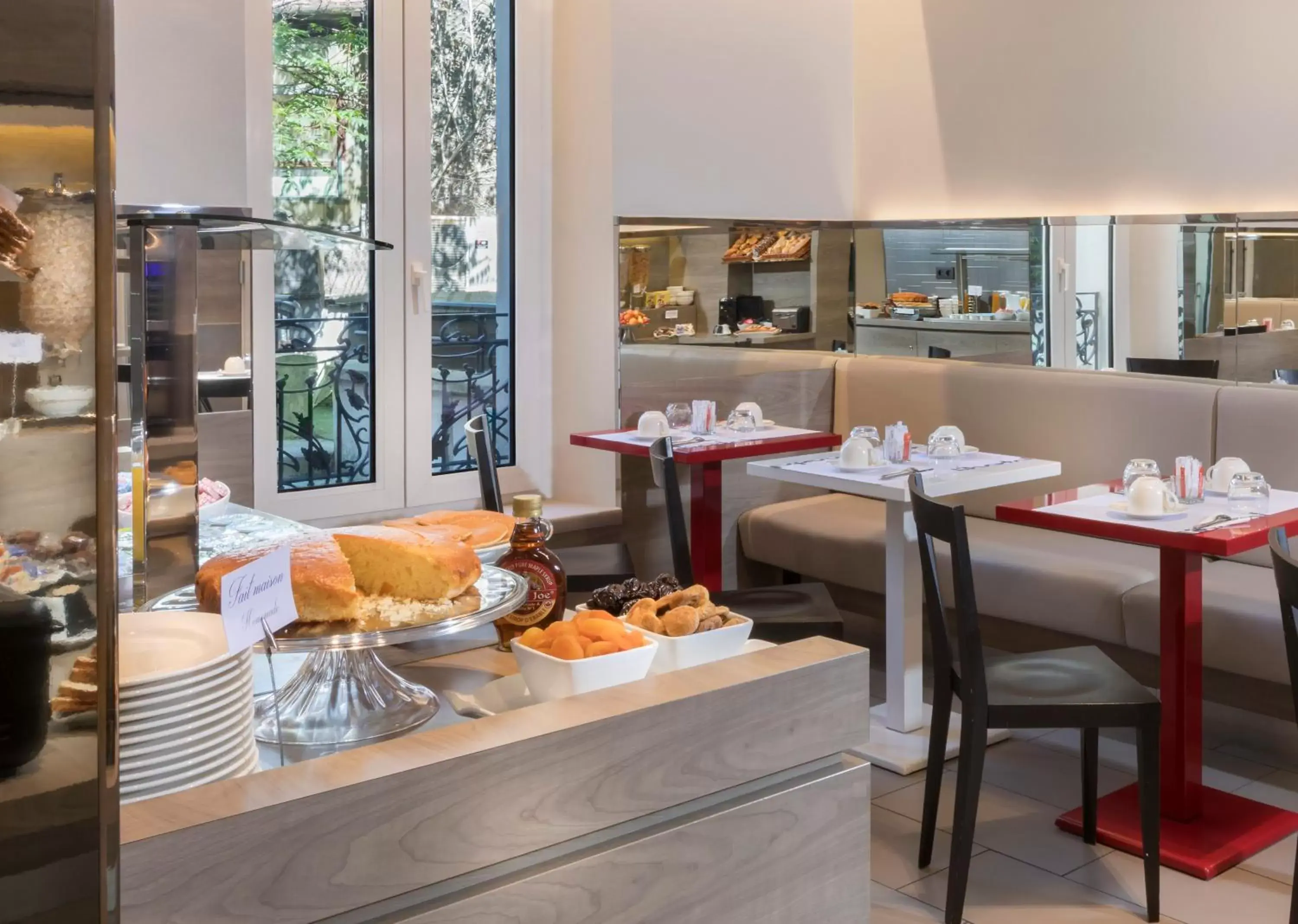 Dining area, Restaurant/Places to Eat in Libertel Austerlitz Jardin des Plantes