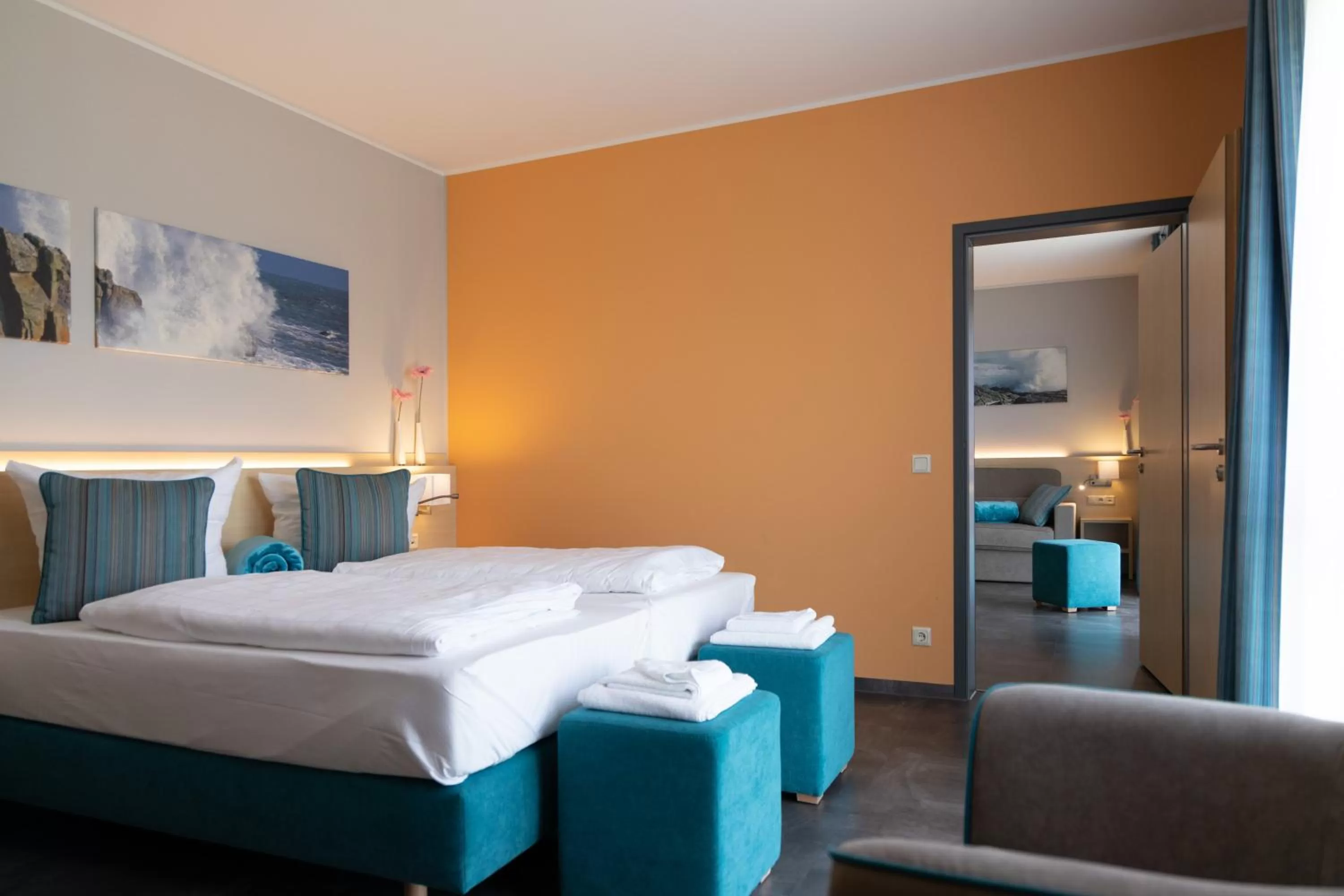 Photo of the whole room, Bed in Riff Resort