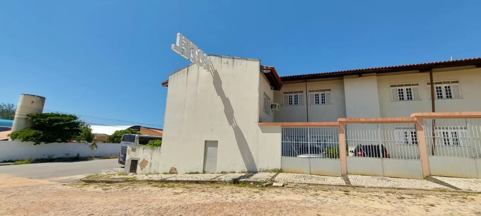 Property building in Hotel Praia 2000