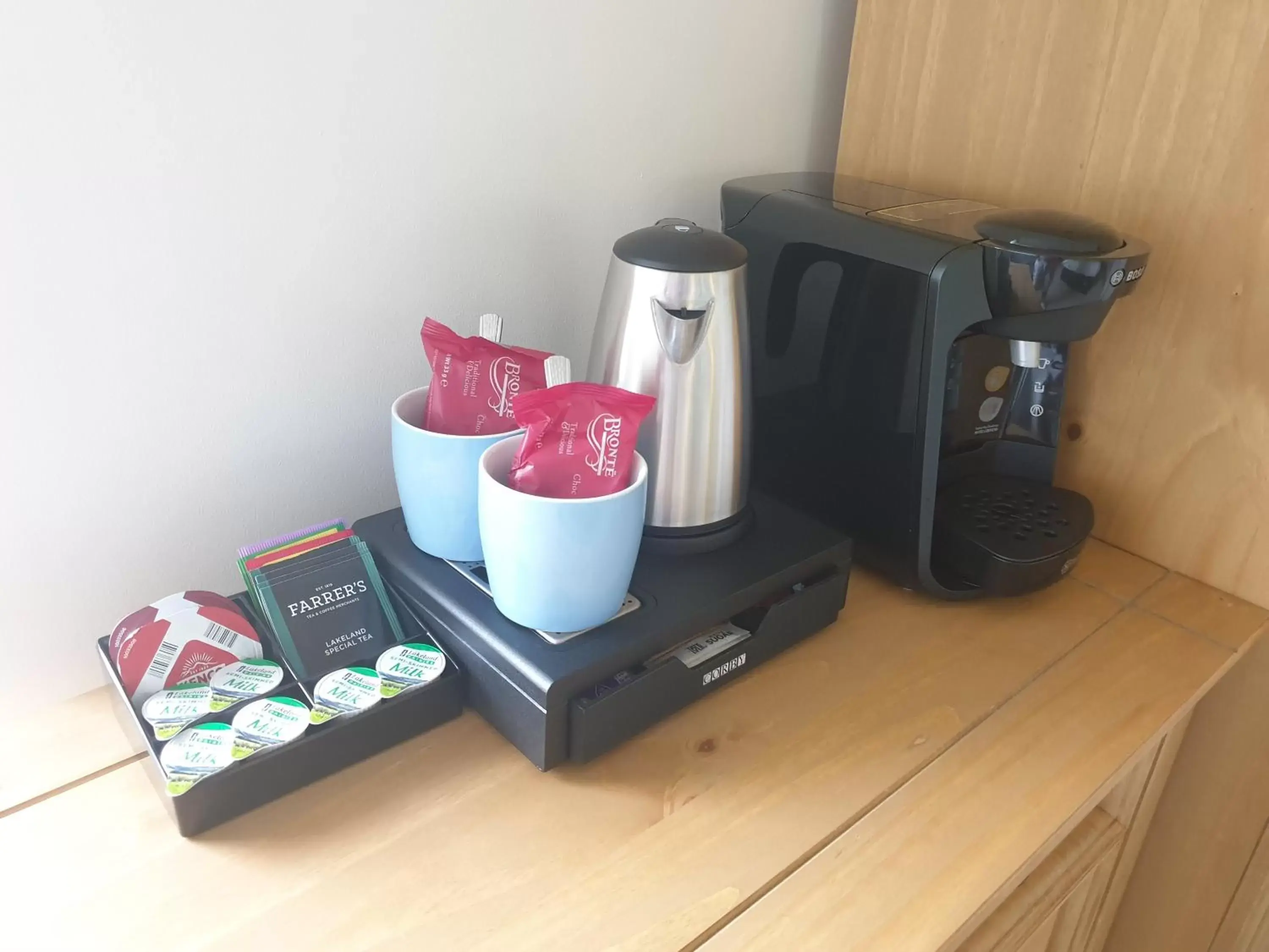 Coffee/Tea Facilities in Compston House B & B