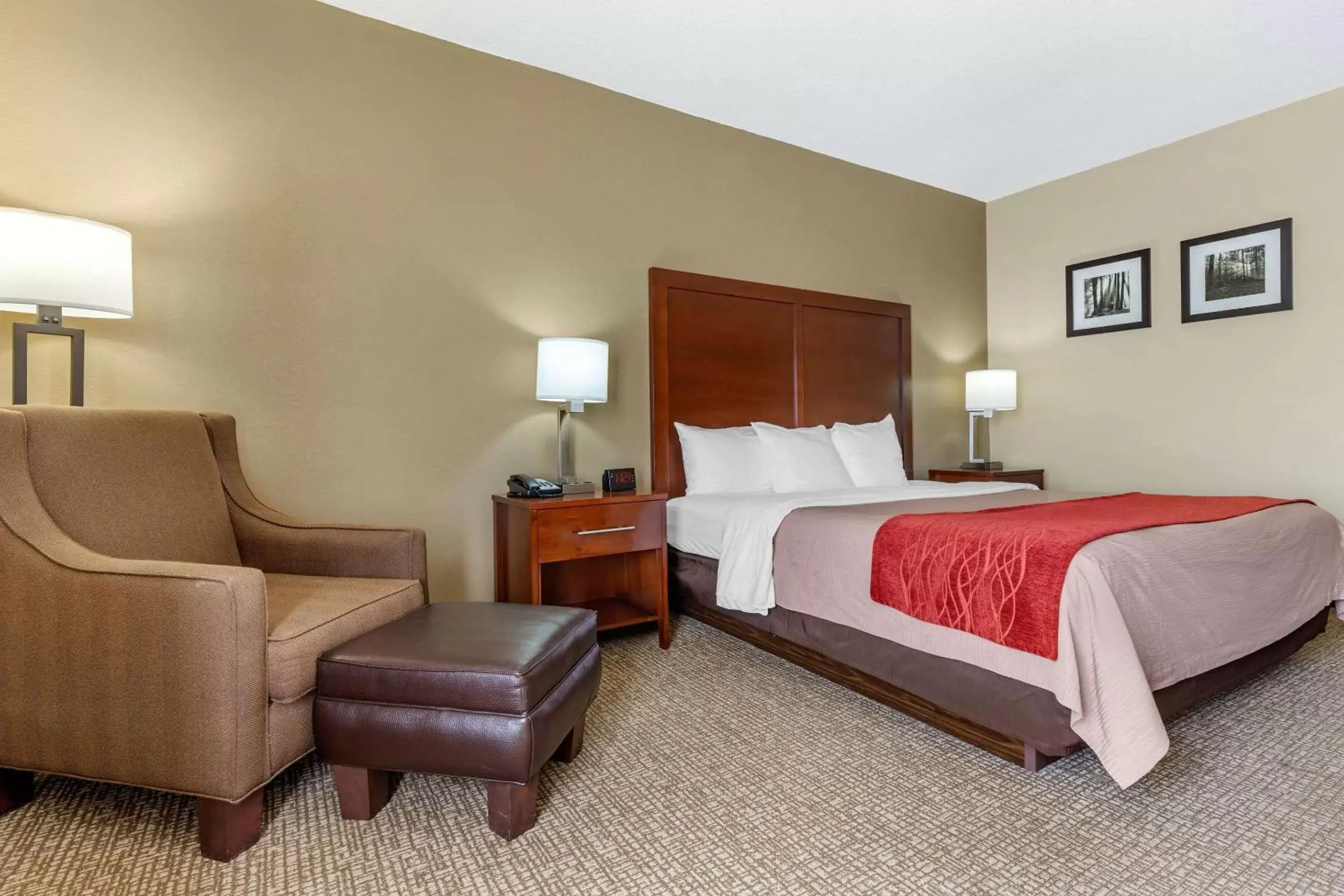 Photo of the whole room, Bed in Comfort Inn Blythewood - North Columbia