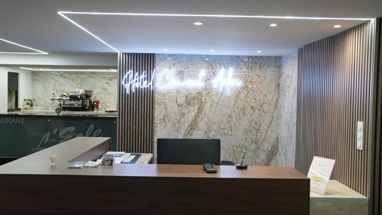 Lobby or reception in Hôtel Restaurant Clément ADER