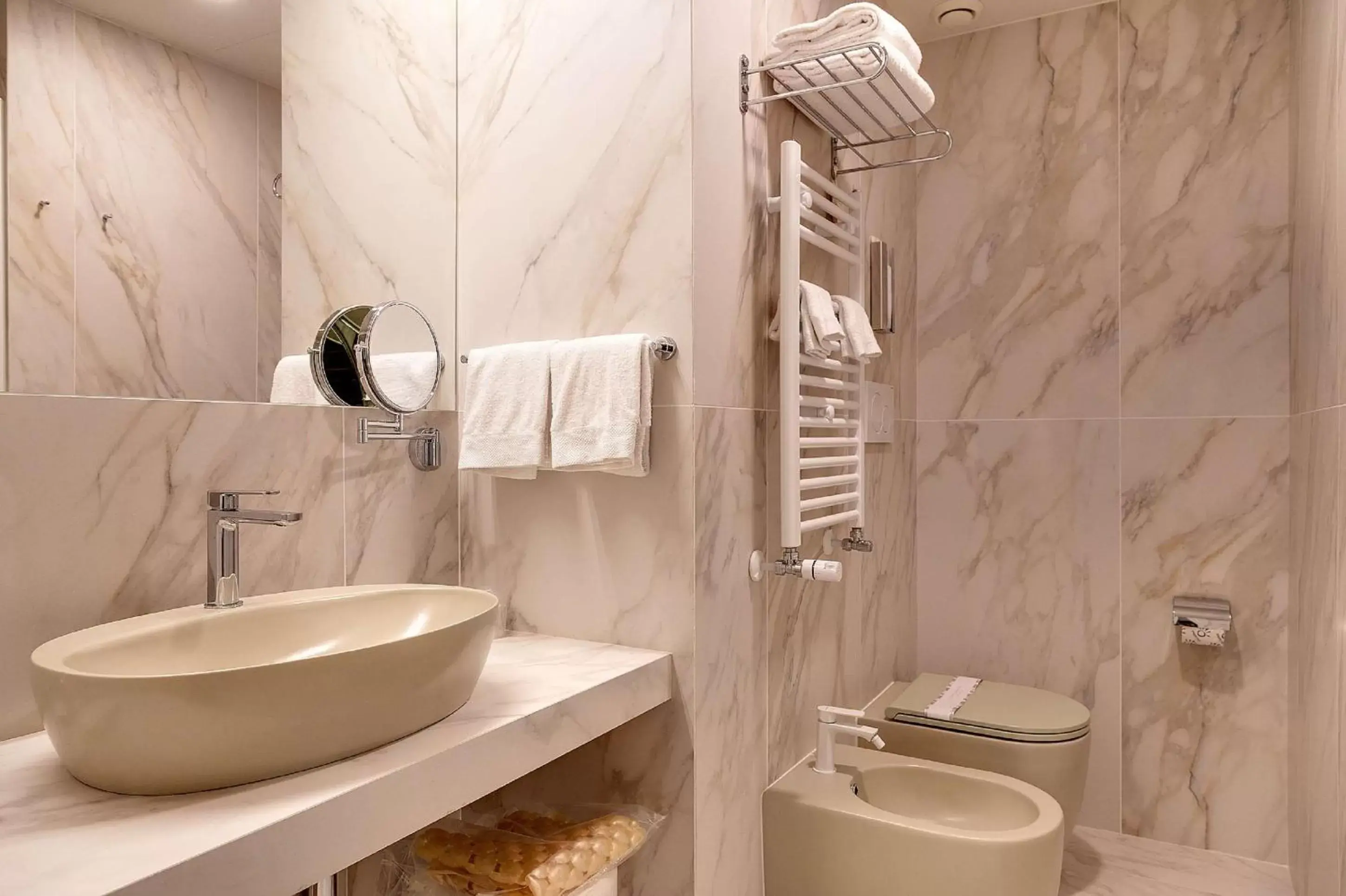 Bathroom in Best Western Hotel Nazionale