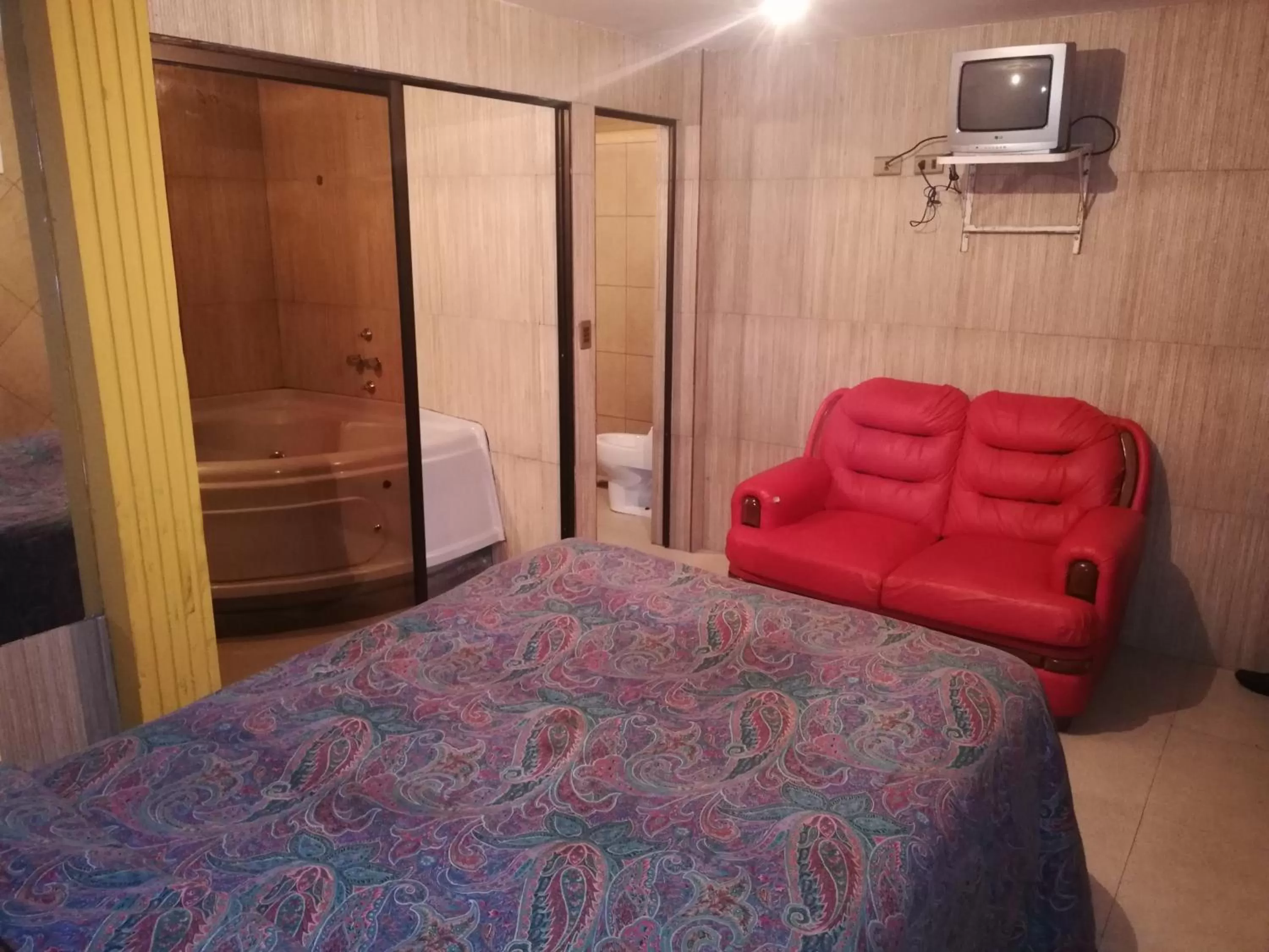 Bed in Hostal Río ibare