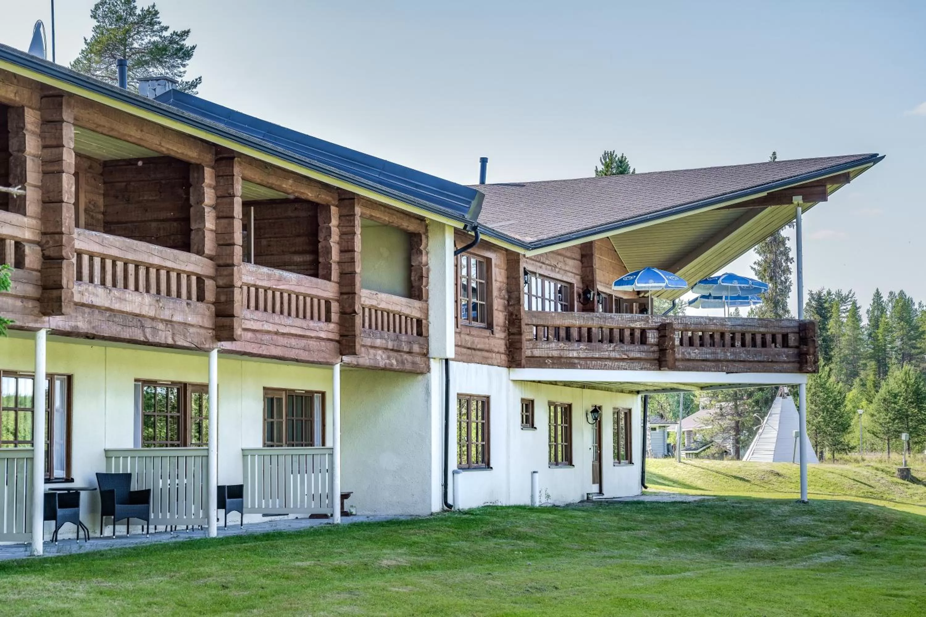 Property Building in Hotel Kuusamon Portti