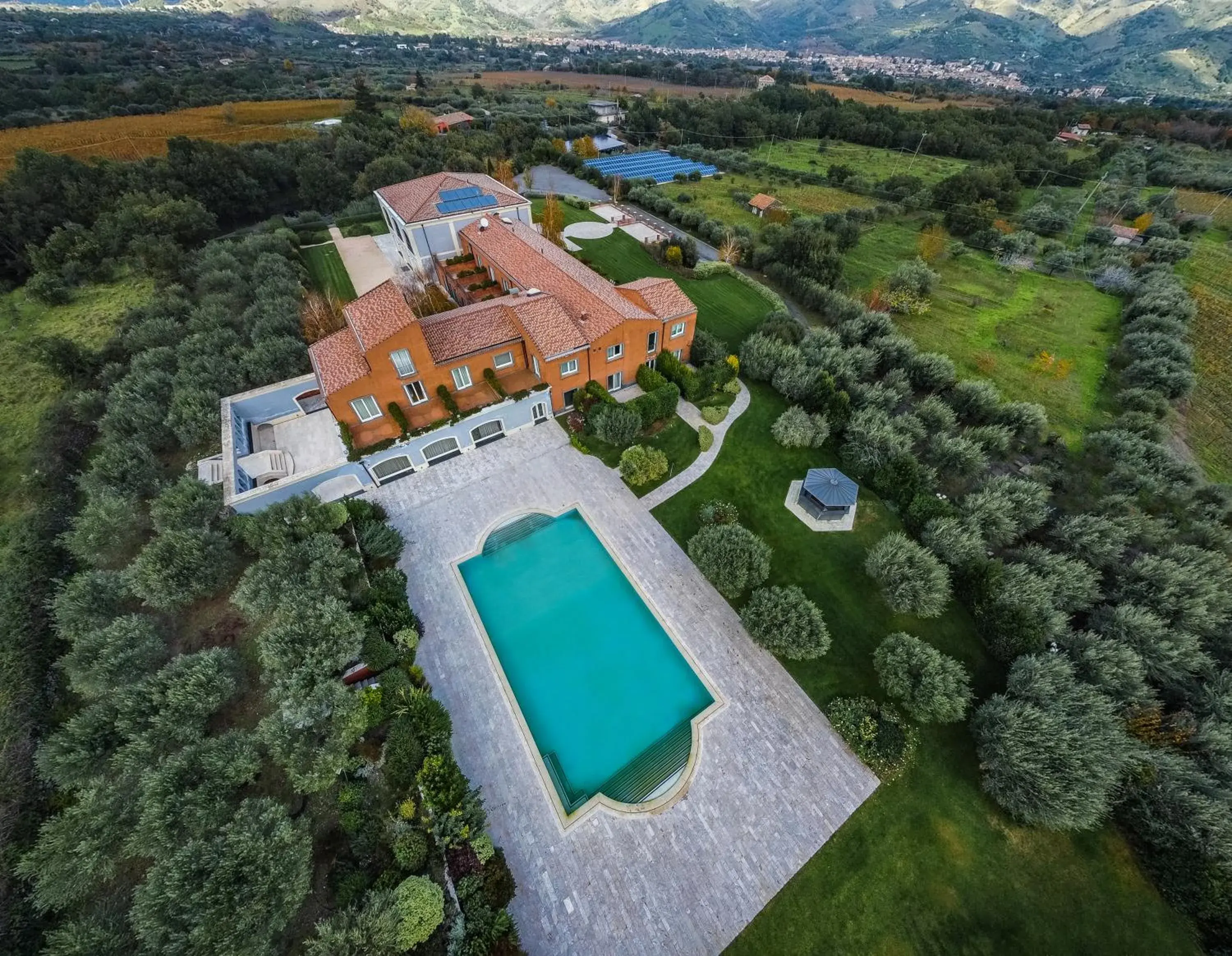 Property building, Bird's-eye View in Villa Neri Resort & Spa