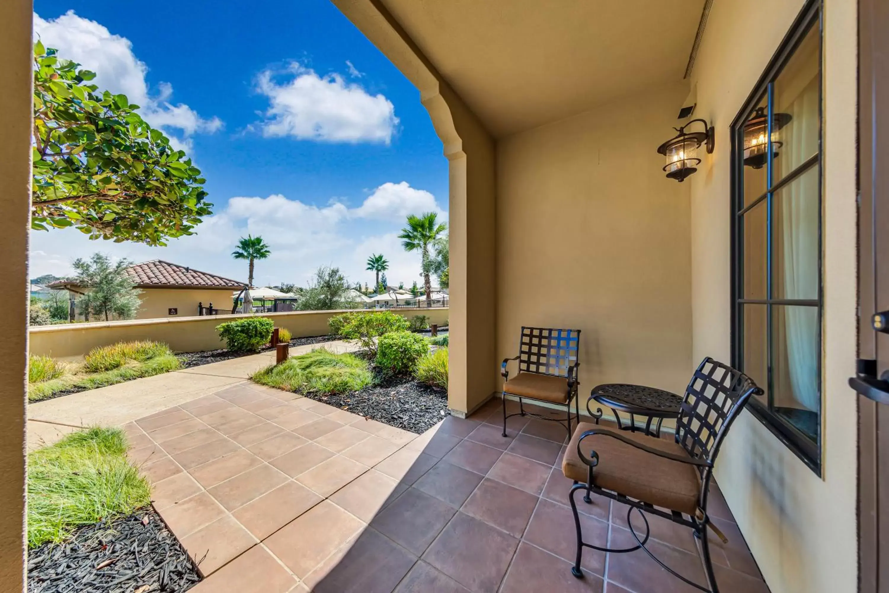 Queen Room in The Murieta Inn and Spa Queen Room in The Murieta Inn and Spa