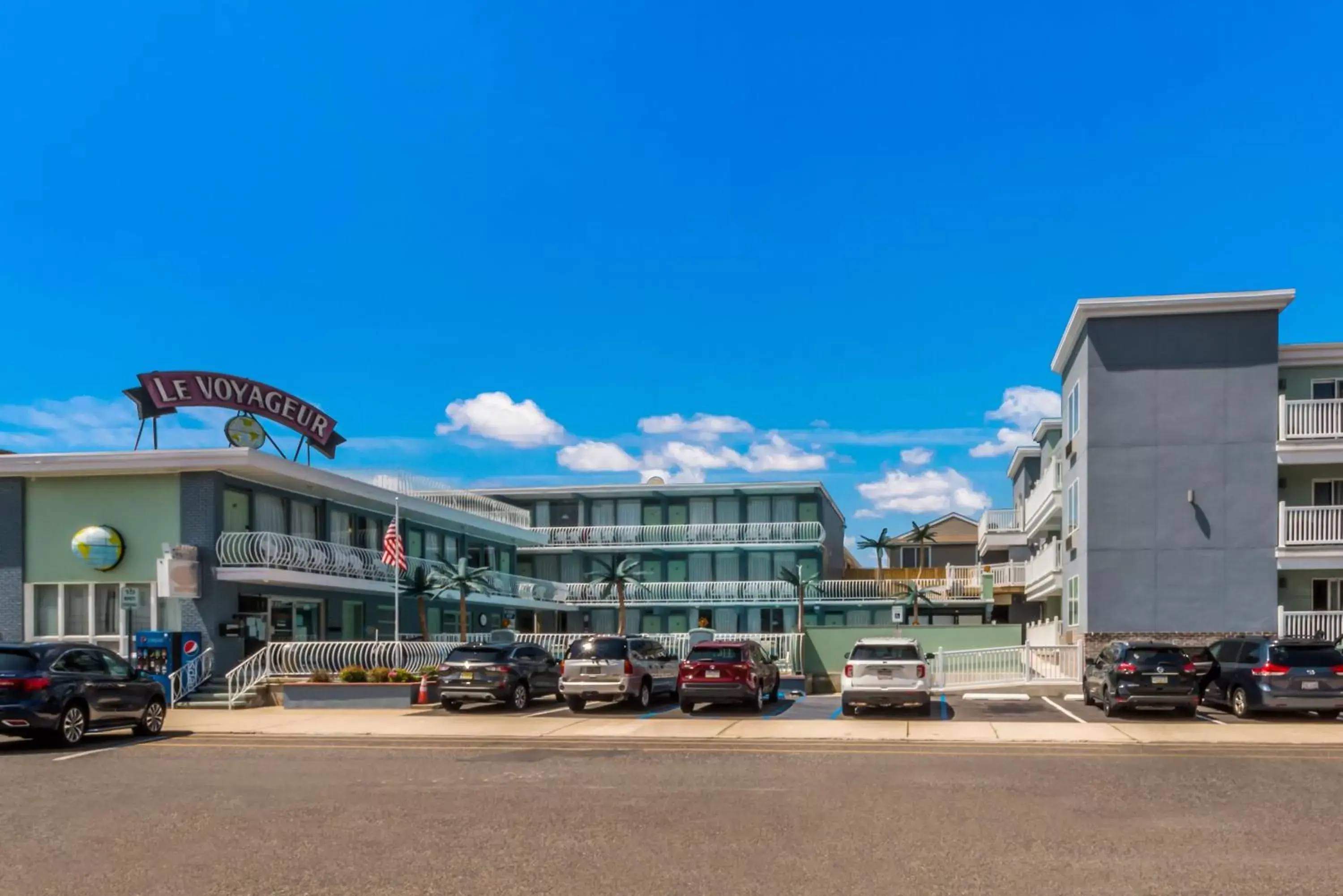 Property building in Le Voyageur - a Red Collection Hotel