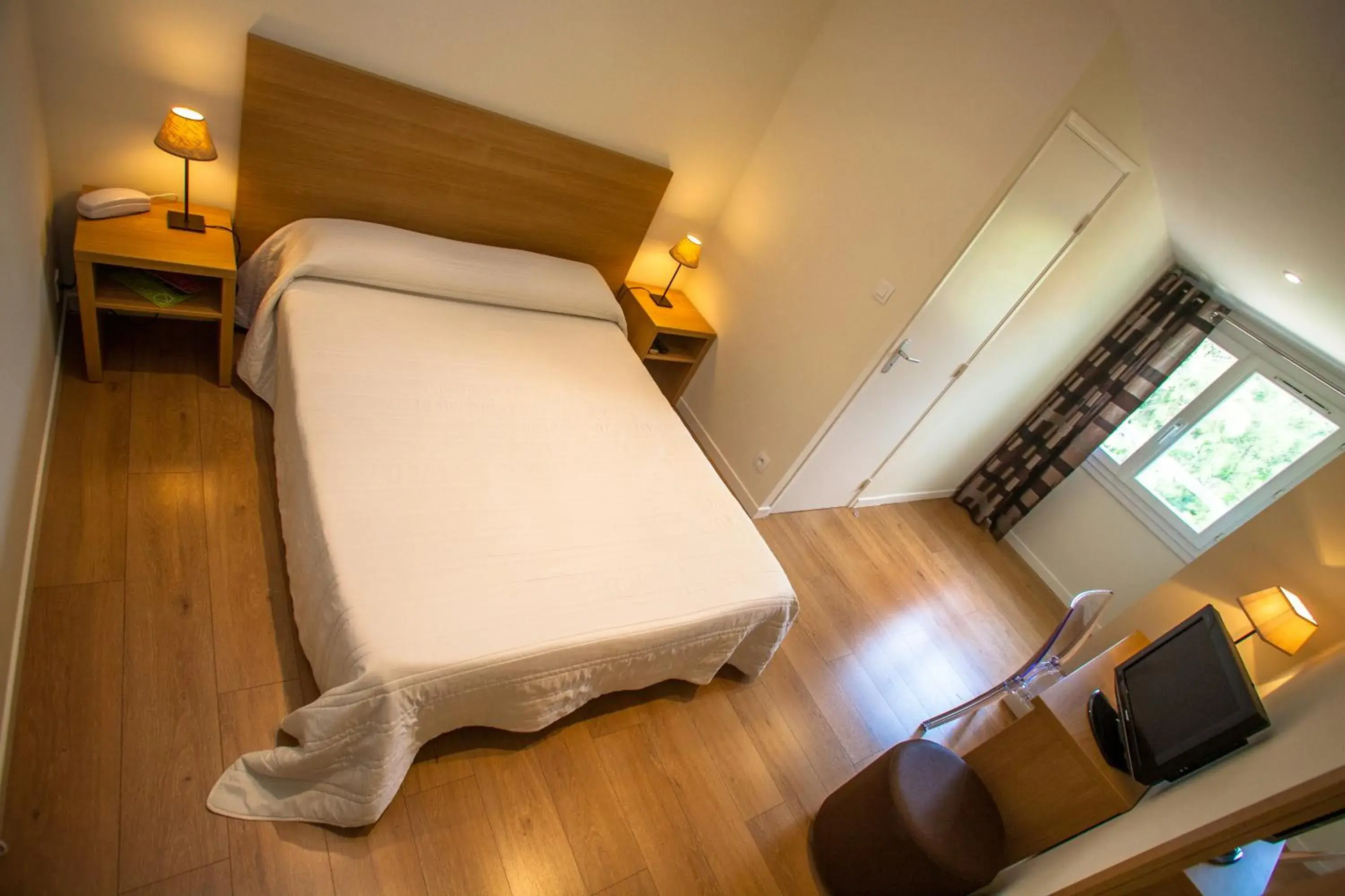 Bedroom, Bed in Hotel Cesario