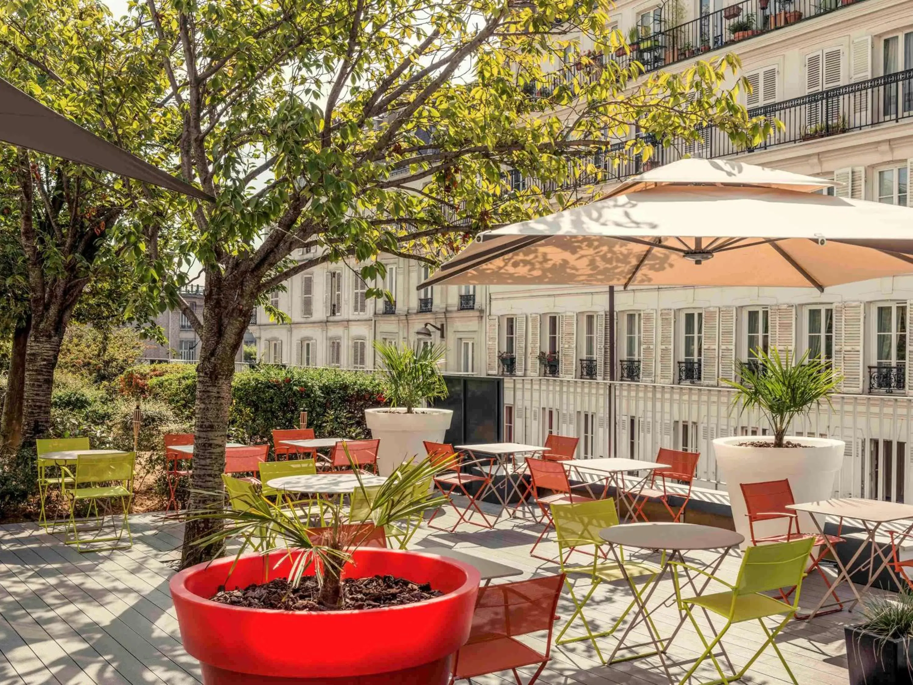Restaurant/places to eat in Mercure Paris Montmartre Sacré Coeur